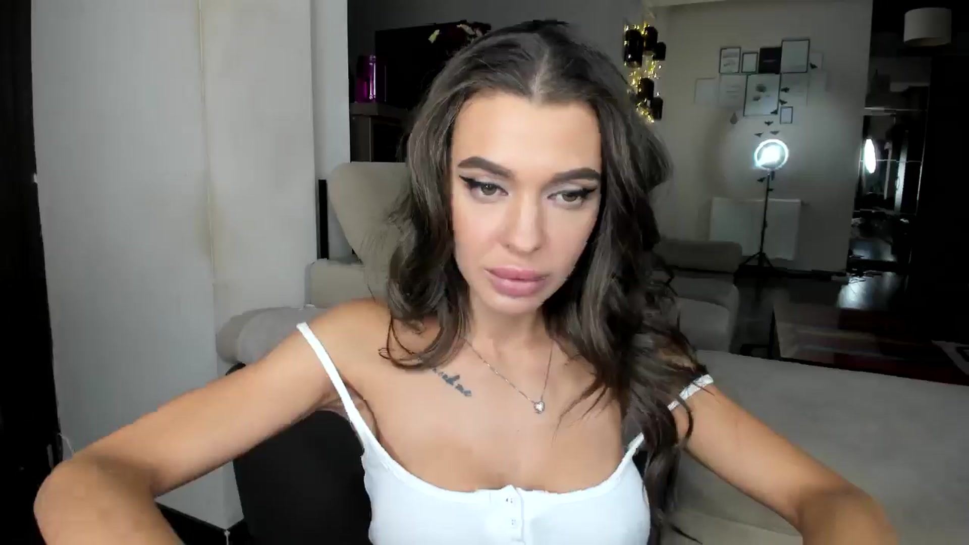 Gallery image thumbnail from Miss_X_'s myfreecams stream on, 11/11/2024, 17:17 image 11 of 20