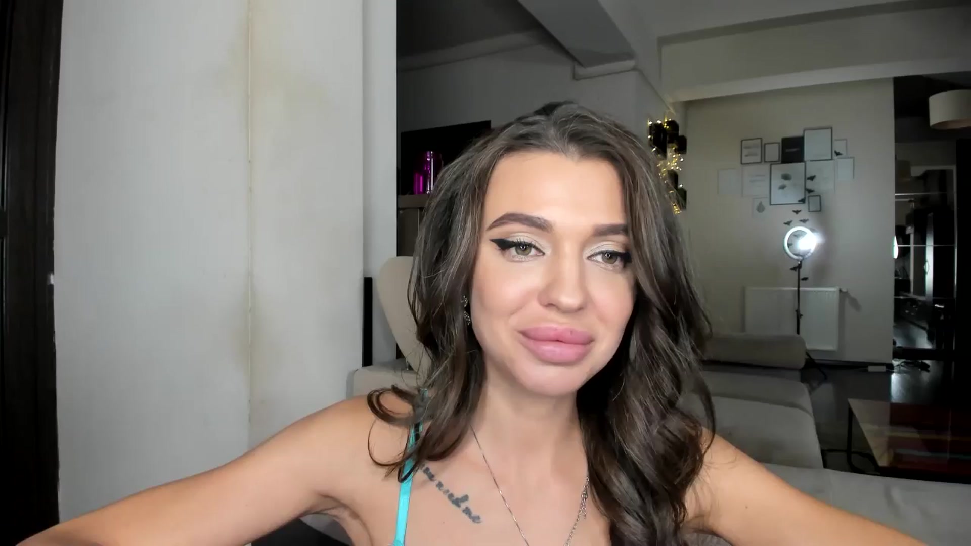 Gallery image thumbnail from Miss_X_'s myfreecams stream on, 11/16/2024, 16:58 image 19 of 20