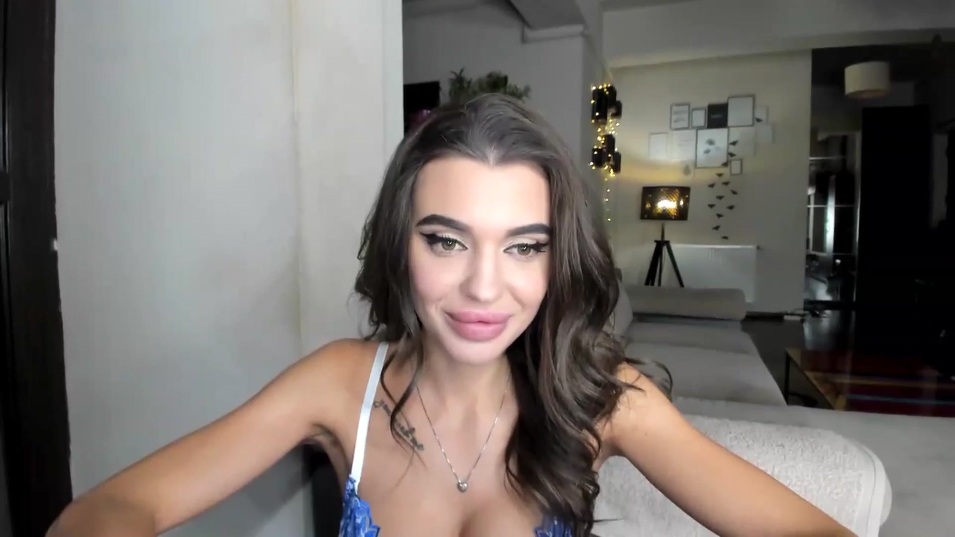 Gallery image thumbnail from Miss_X_'s myfreecams stream on, 12/14/2024, 16:50 image 11 of 20