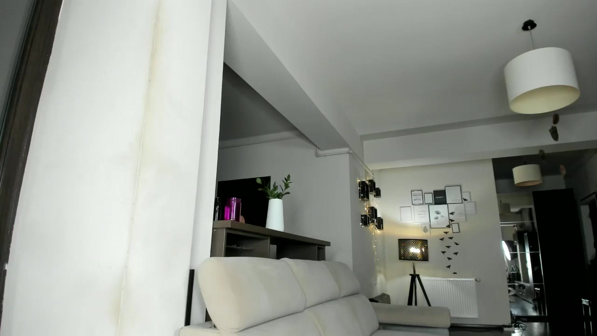 Gallery image thumbnail from Miss_X_'s myfreecams stream on, 01/01/2025, 19:54 image 6 of 20