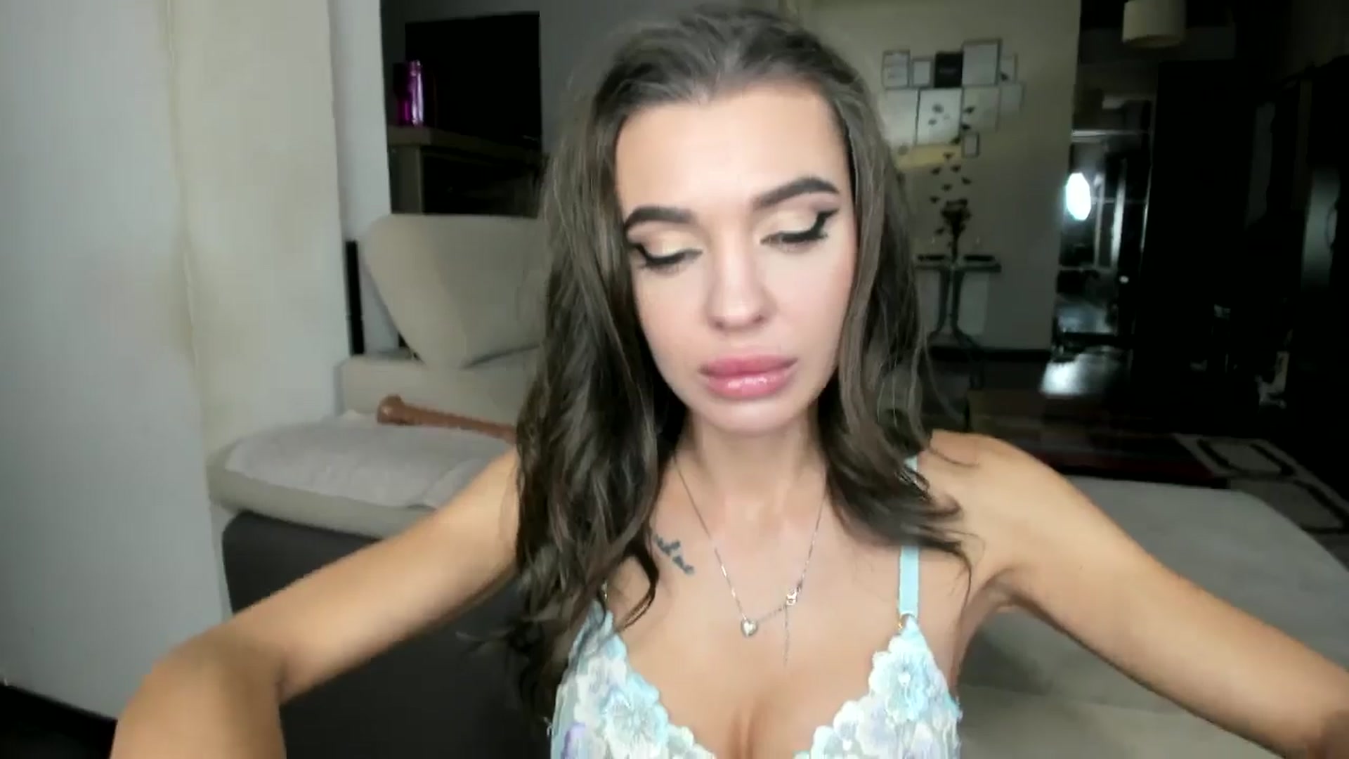 Gallery image thumbnail from Miss_X_'s myfreecams stream on, 01/08/2025, 18:57 image 18 of 20