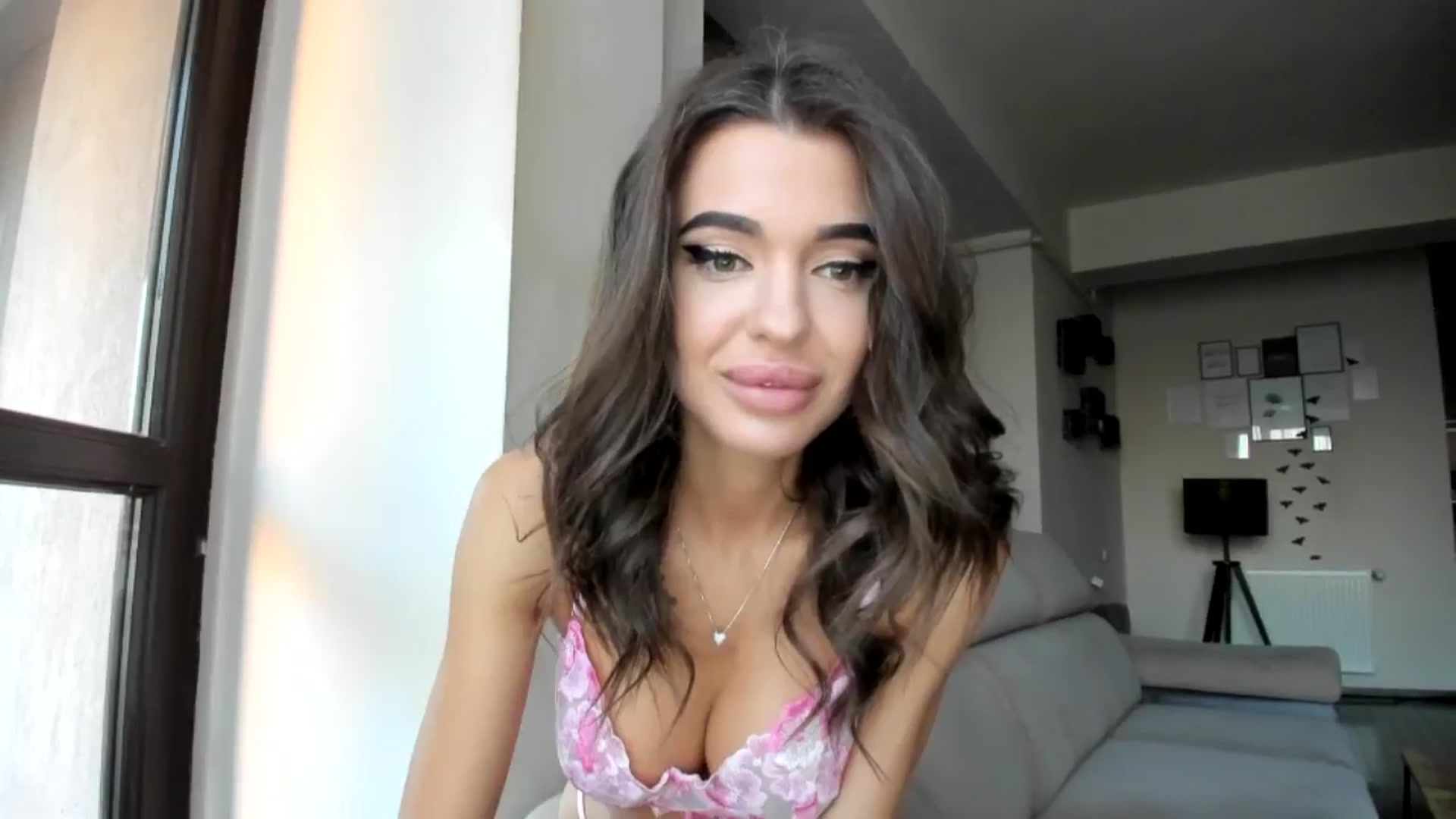Gallery image thumbnail from Miss_X_'s myfreecams stream on, 03/04/2025, 15:53 image 17 of 20