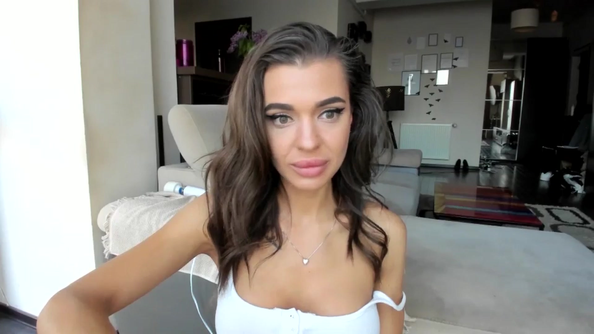 Gallery image thumbnail from Miss_X_'s myfreecams stream on, 04/21/2025, 16:44 image 19 of 20