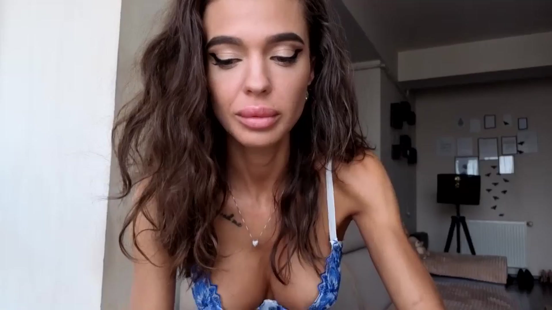 Gallery image thumbnail from Miss_X_'s myfreecams stream on, 10/01/2025, 14:10 image 8 of 20