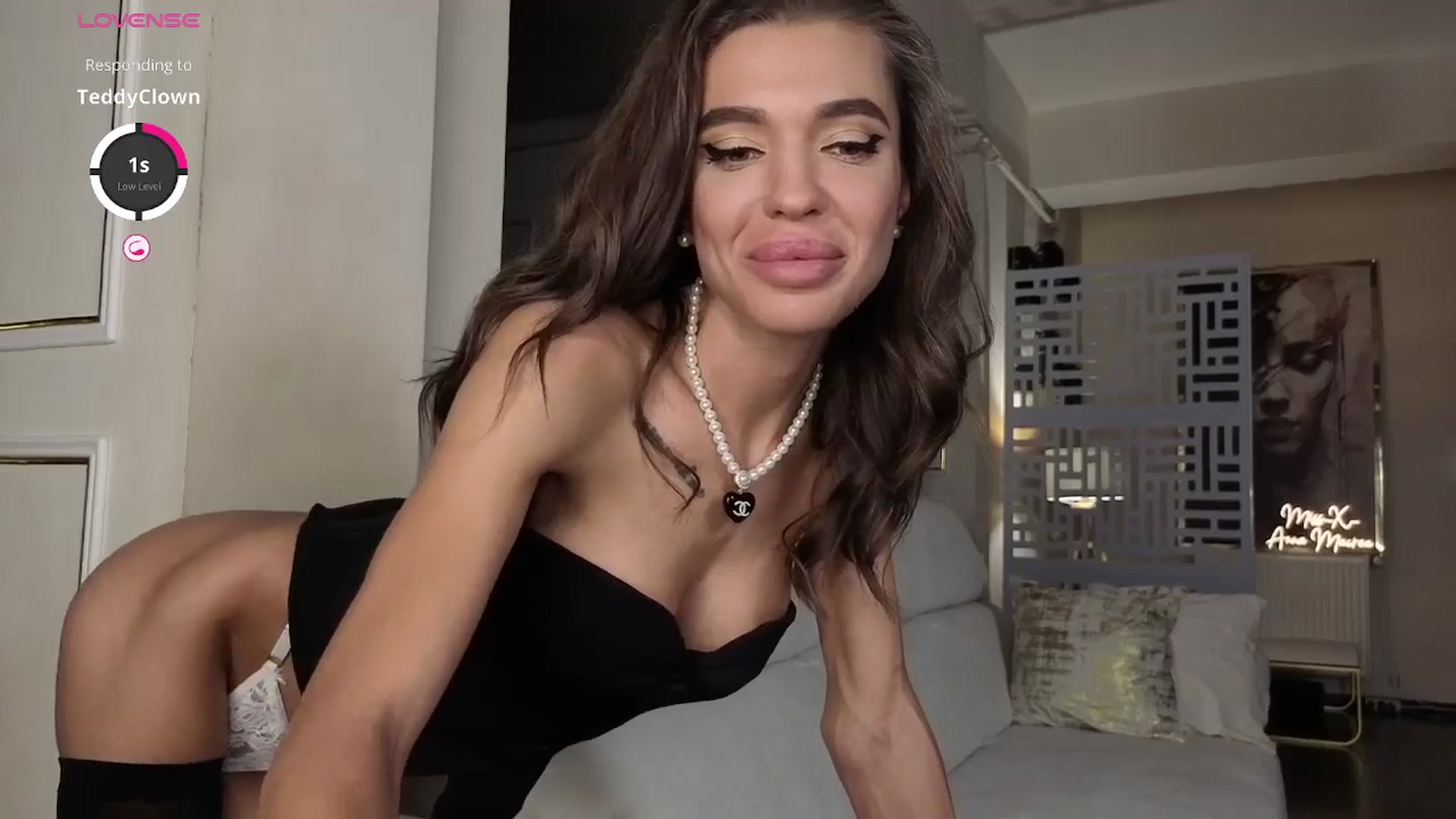 Gallery image thumbnail from Miss_X_'s myfreecams stream on, 11/02/2025, 16:50 image 15 of 20
