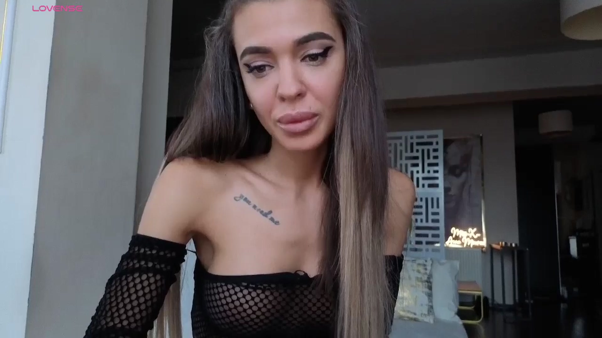 Gallery image thumbnail from Miss_X_'s myfreecams stream on, 12/04/2025, 15:28 image 6 of 20