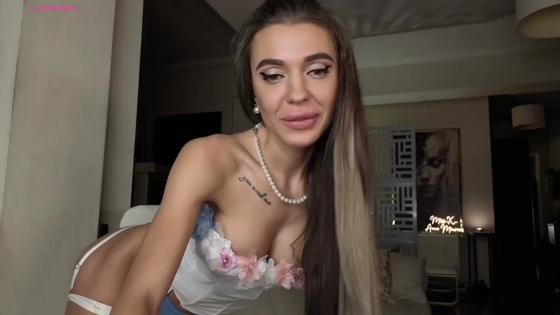 Gallery image thumbnail from Miss_X_'s myfreecams stream on, 12/06/2025, 17:38 image 17 of 20