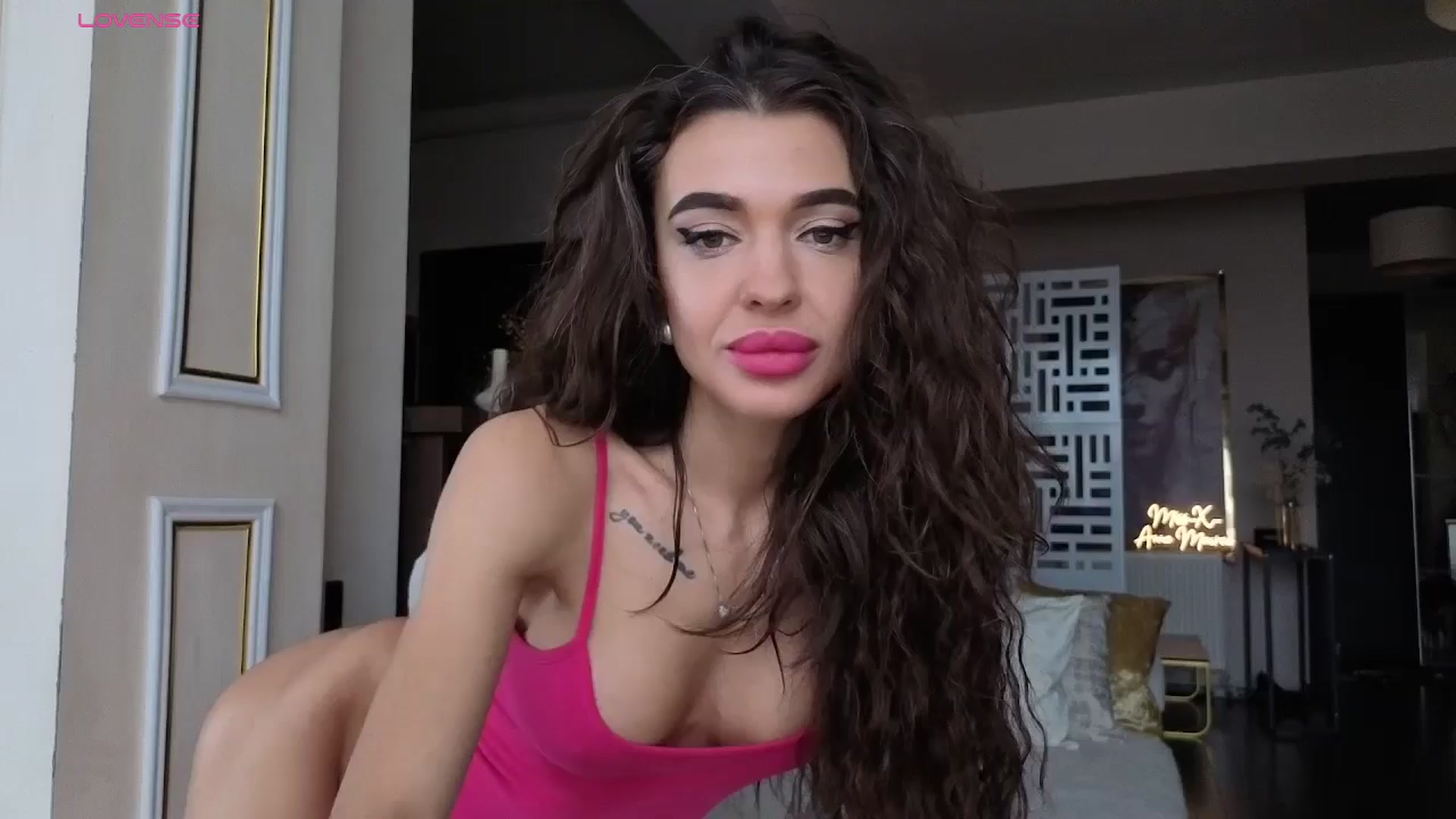 Gallery image thumbnail from Miss_X_'s myfreecams stream on, 01/25/2026, 13:33 image 12 of 20