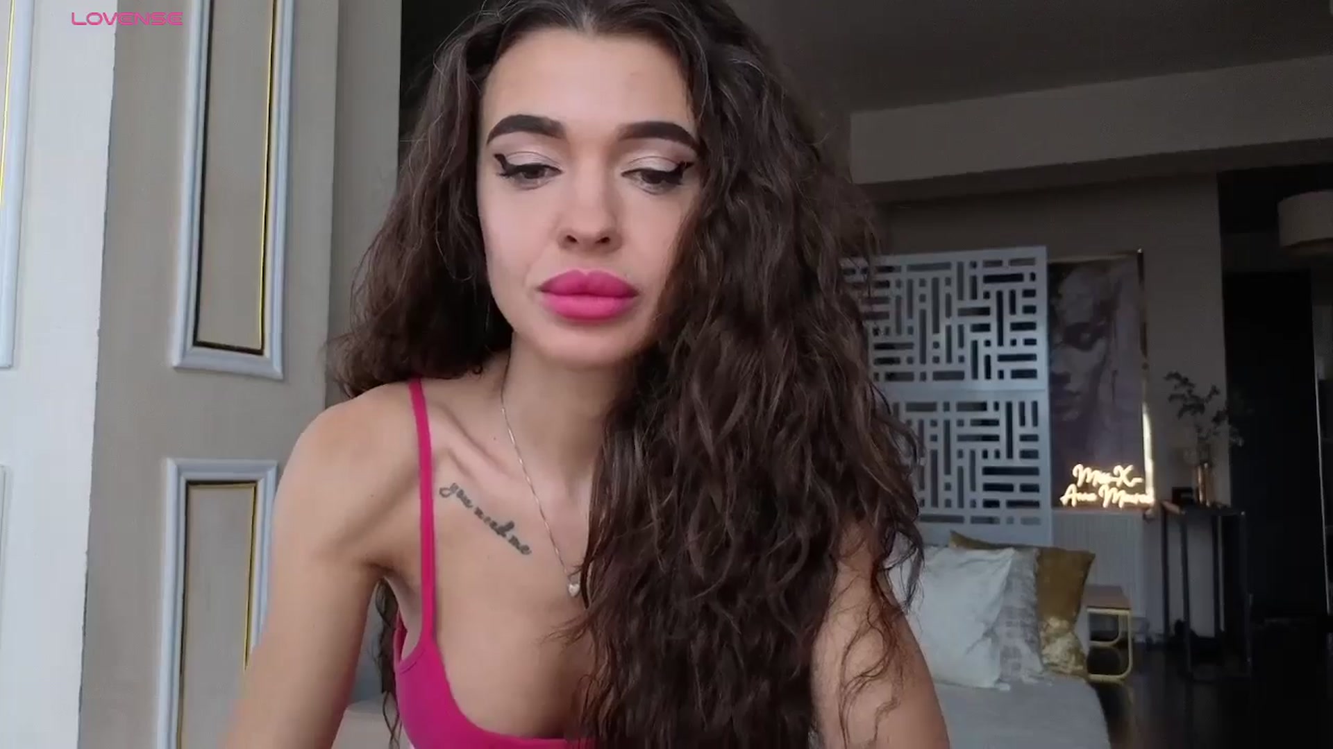 Gallery image thumbnail from Miss_X_'s myfreecams stream on, 01/25/2026, 13:33 image 15 of 20