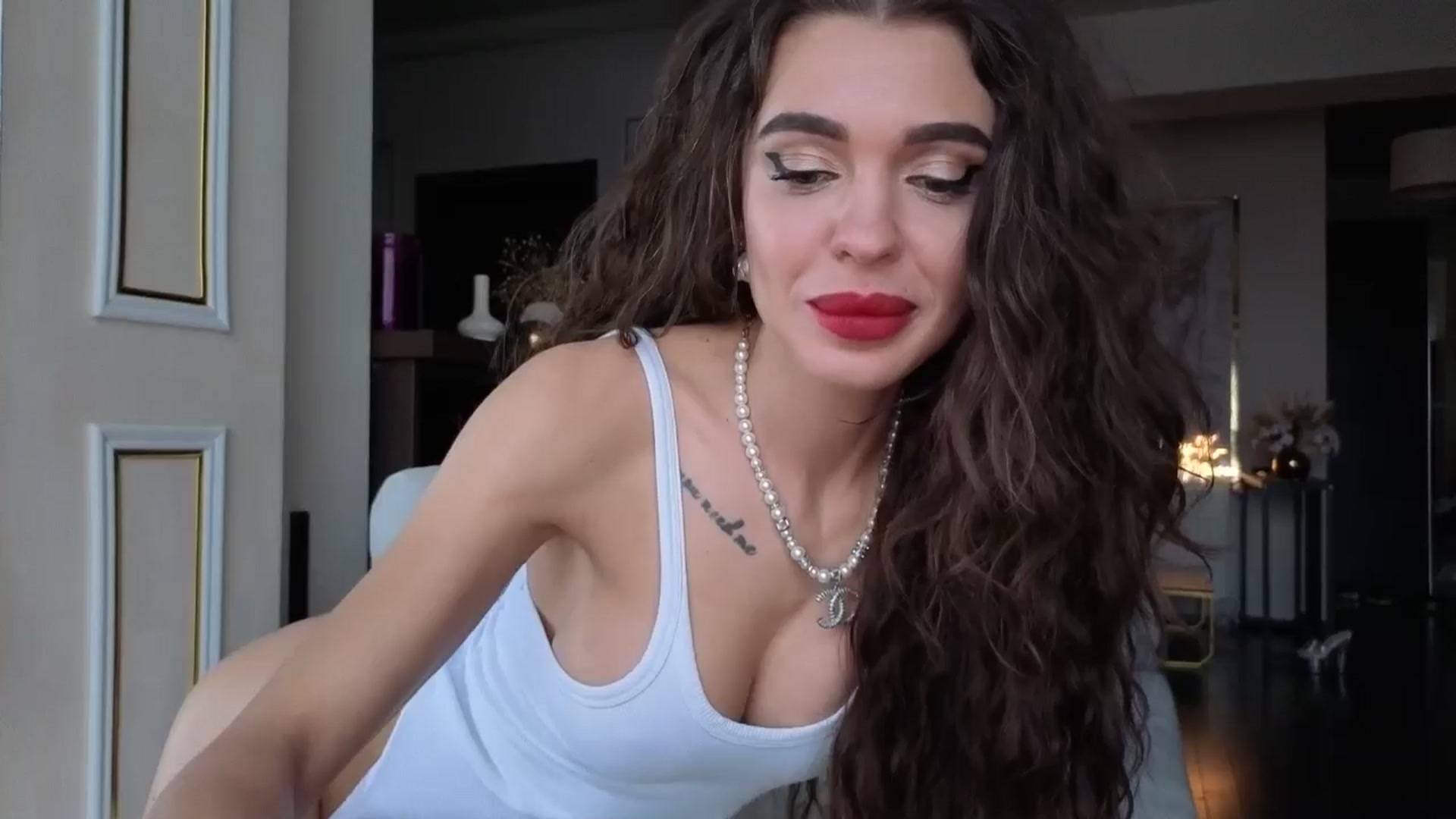 Gallery image thumbnail from Miss_X_'s myfreecams stream on, 04/10/2026, 16:11 image 18 of 20