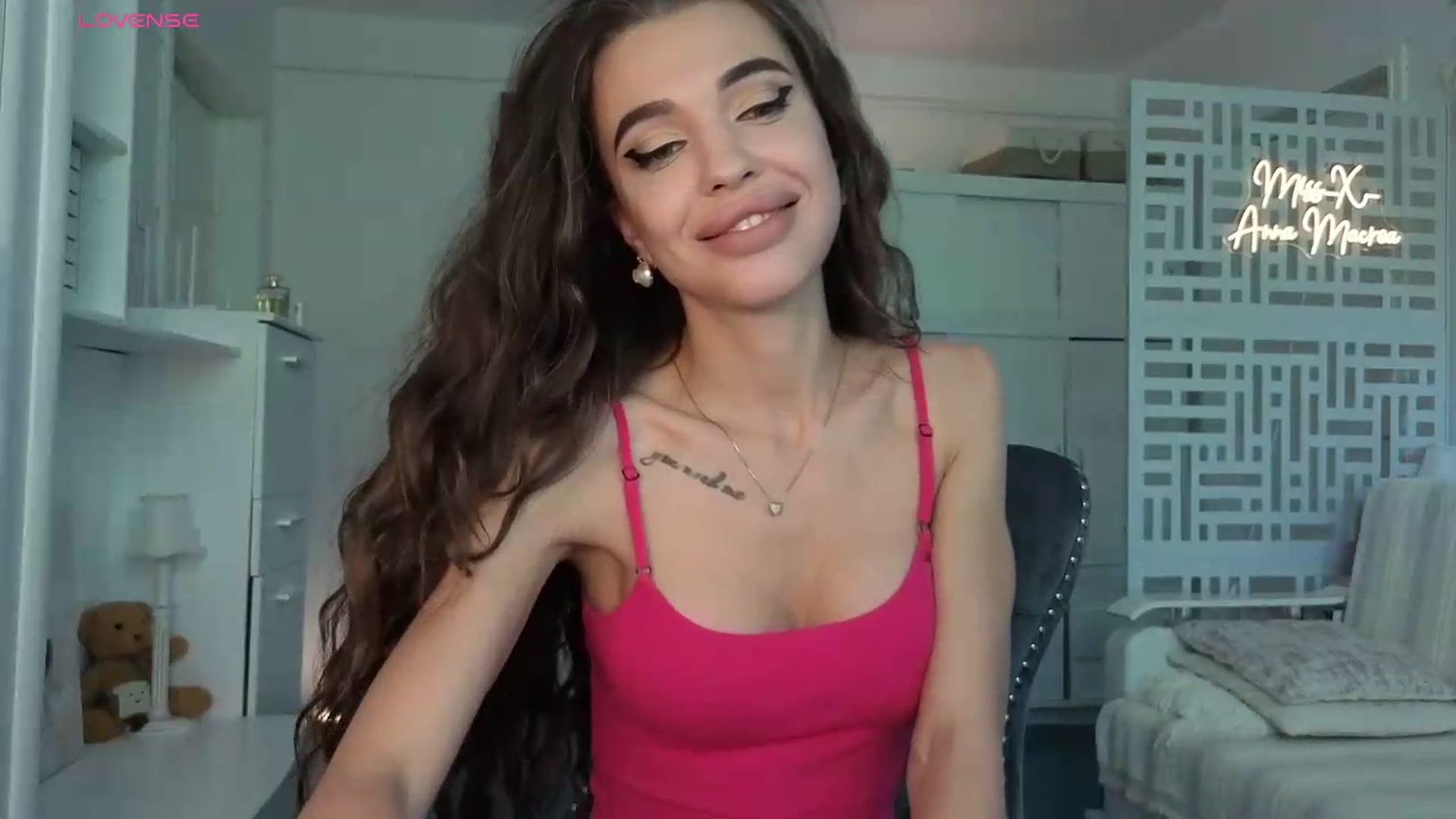 Gallery image thumbnail from Miss_X_'s myfreecams stream on, 06/05/2026, 15:14 image 13 of 20