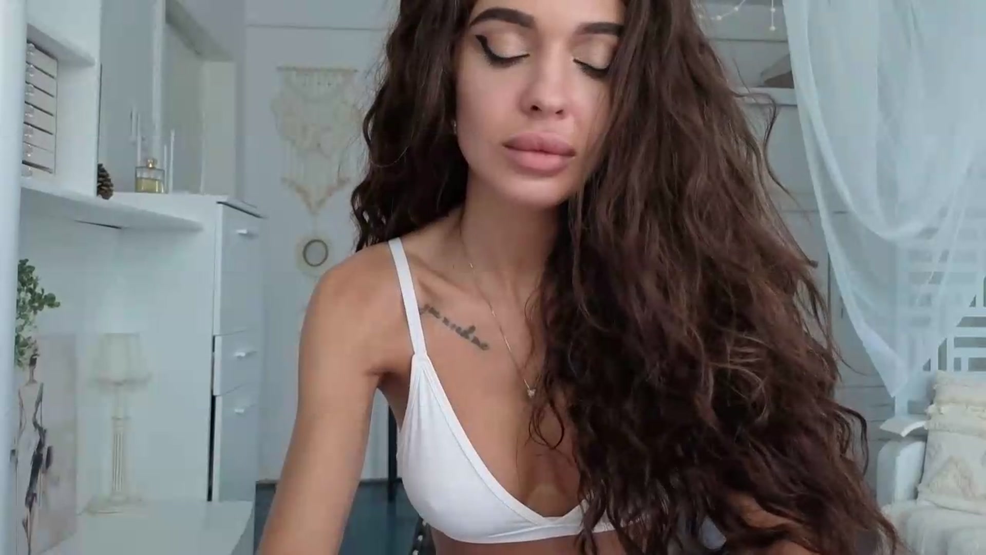 Gallery image thumbnail from Miss_X_'s myfreecams stream on, 07/01/2026, 16:20 image 9 of 20
