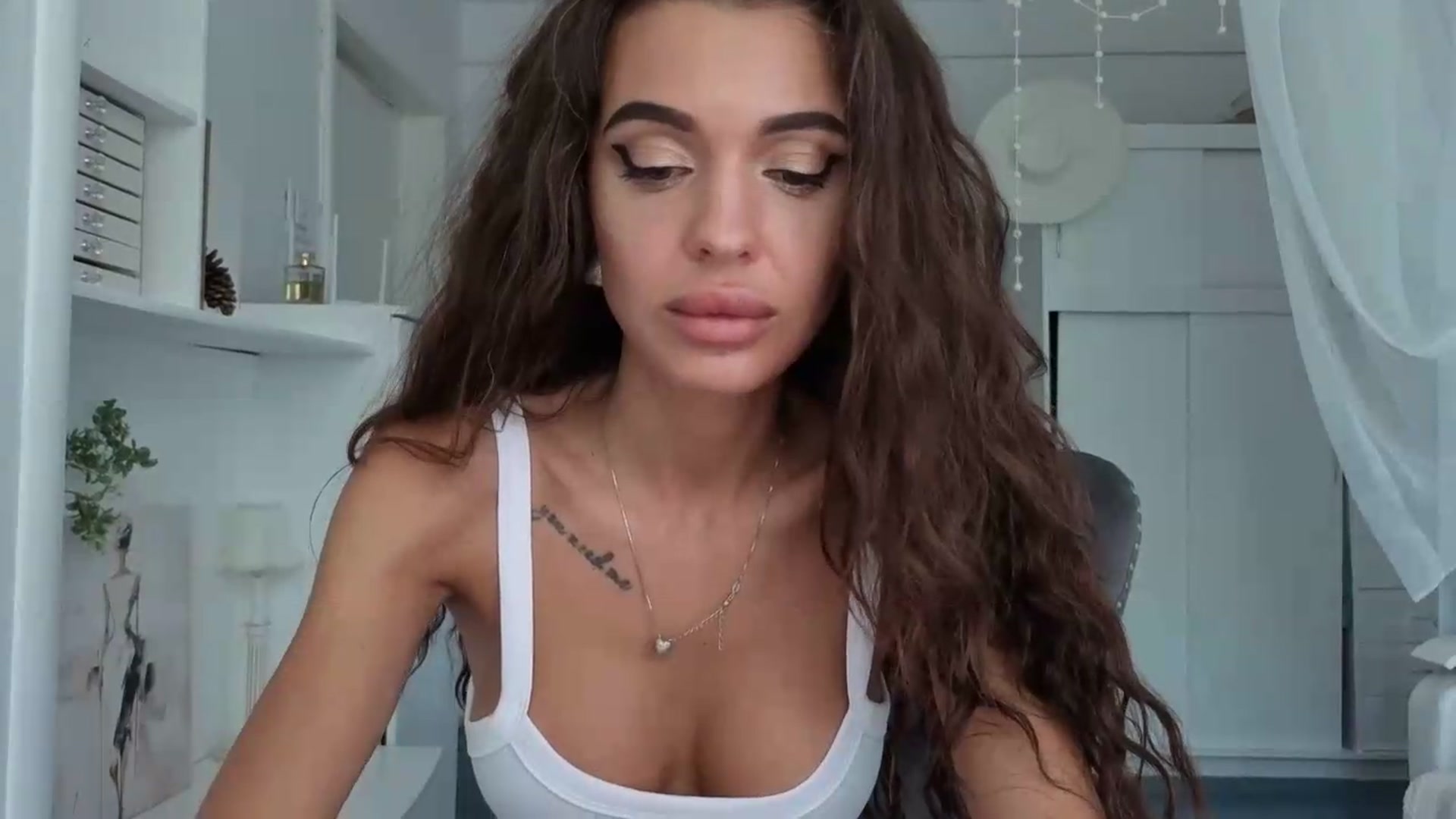 Gallery image thumbnail from Miss_X_'s myfreecams stream on, 07/02/2026, 14:18 image 14 of 20