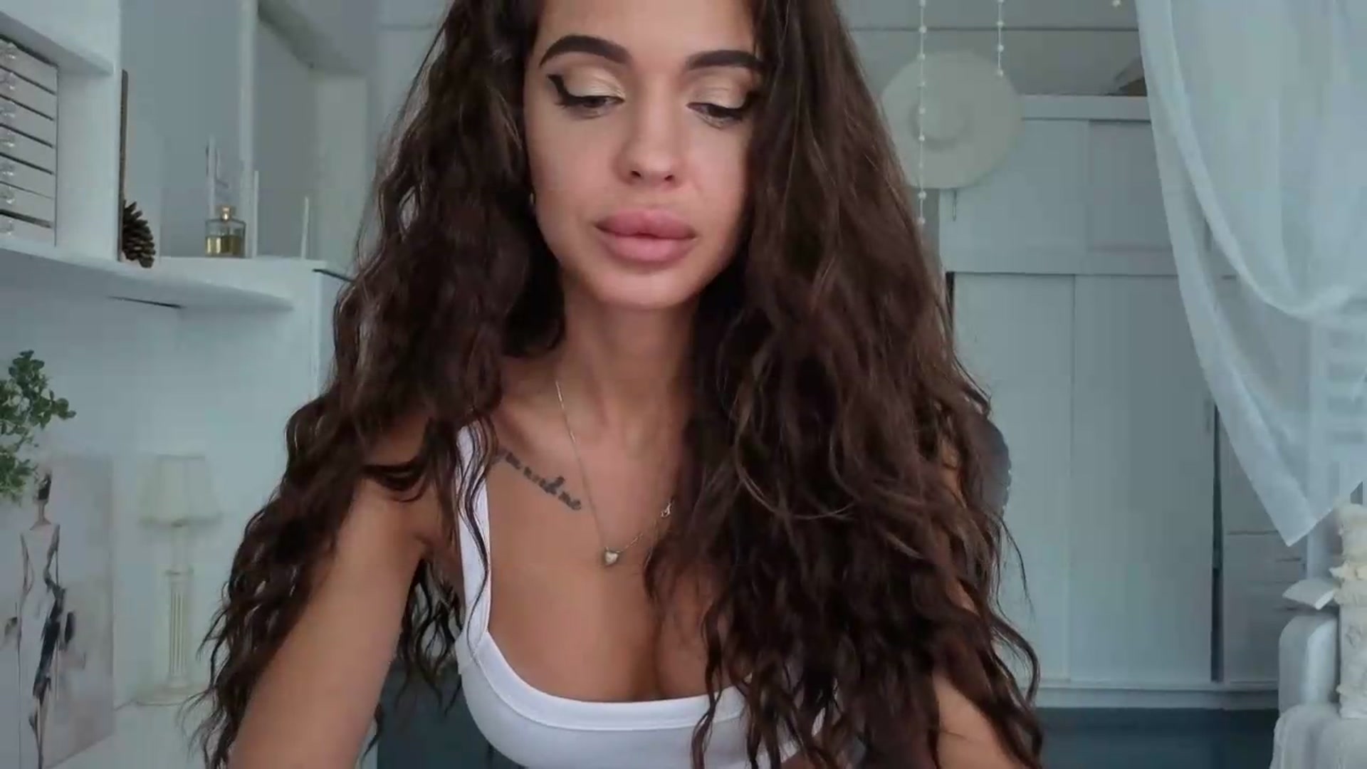 Gallery image thumbnail from Miss_X_'s myfreecams stream on, 07/02/2026, 15:19 image 14 of 20