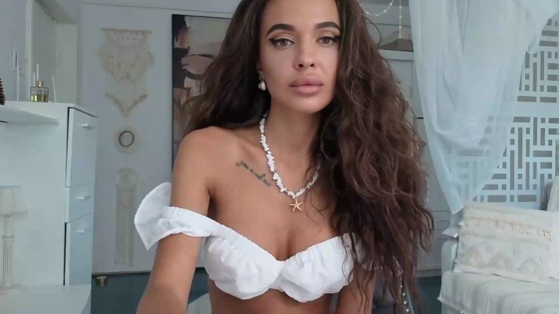 Gallery image thumbnail from Miss_X_'s myfreecams stream on, 08/13/2026, 14:32 image 14 of 20
