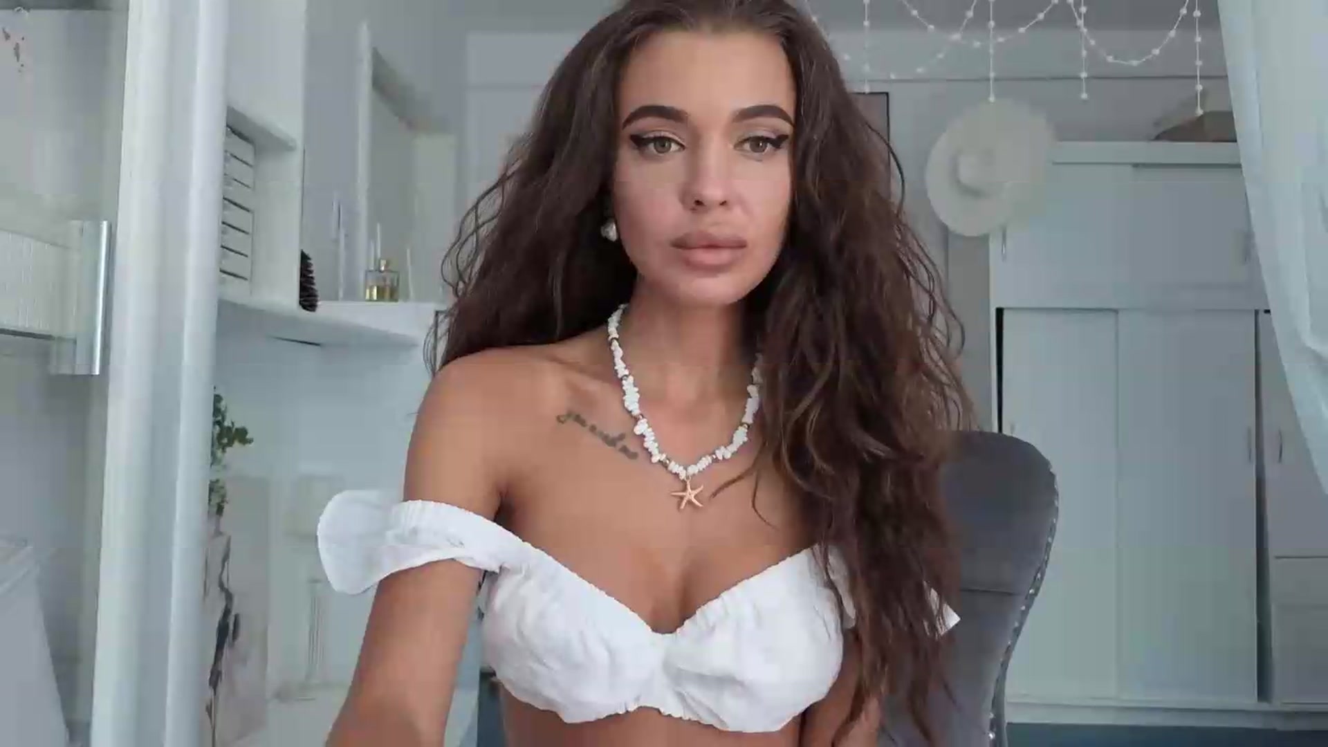 Gallery image thumbnail from Miss_X_'s myfreecams stream on, 08/13/2026, 14:32 image 2 of 20
