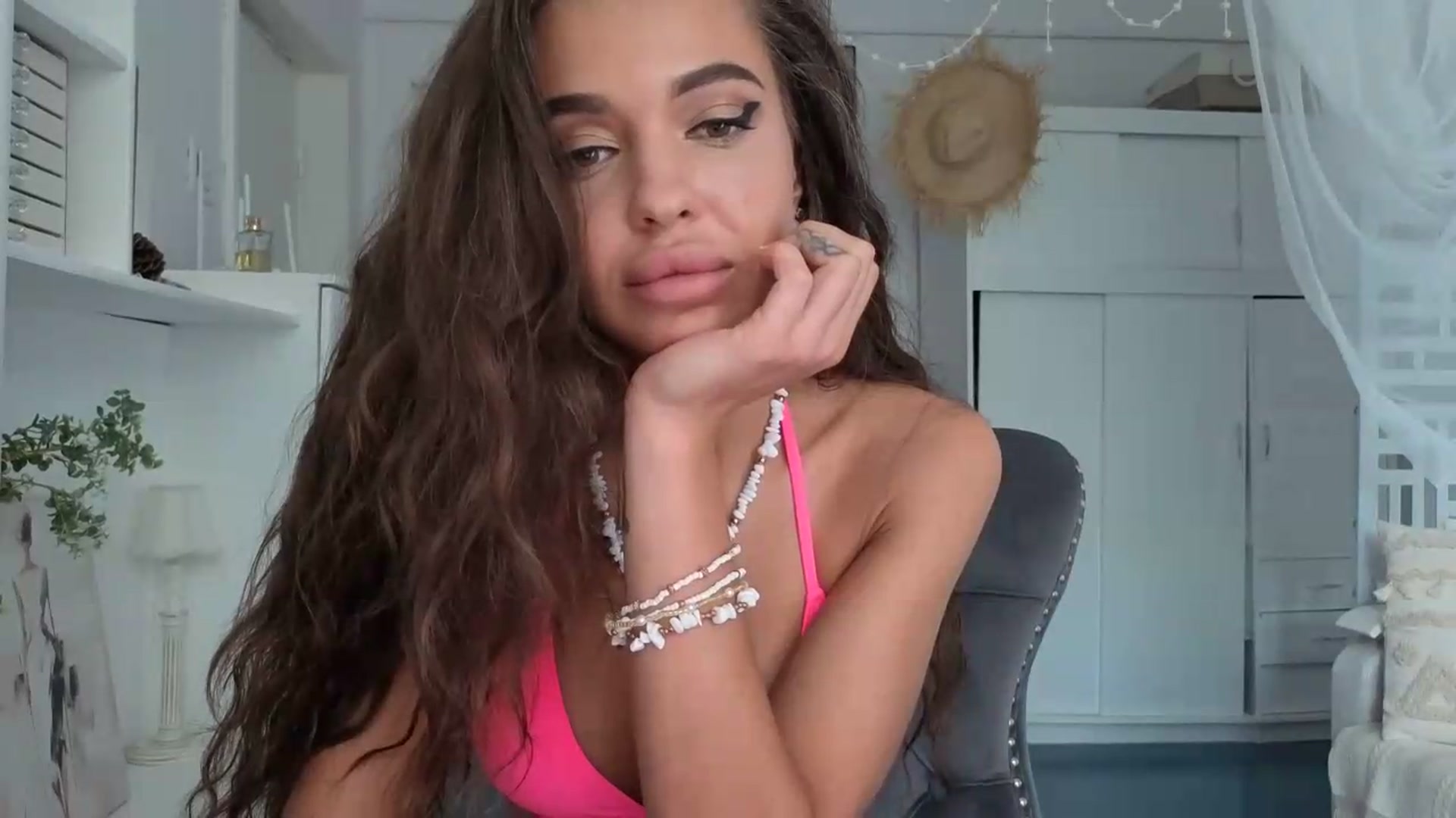 Gallery image thumbnail from Miss_X_'s myfreecams stream on, 08/27/2026, 14:19 image 11 of 20