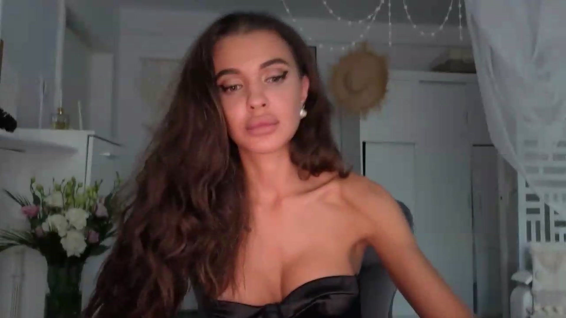 Gallery image thumbnail from Miss_X_'s myfreecams stream on, 08/29/2026, 16:37 image 7 of 20