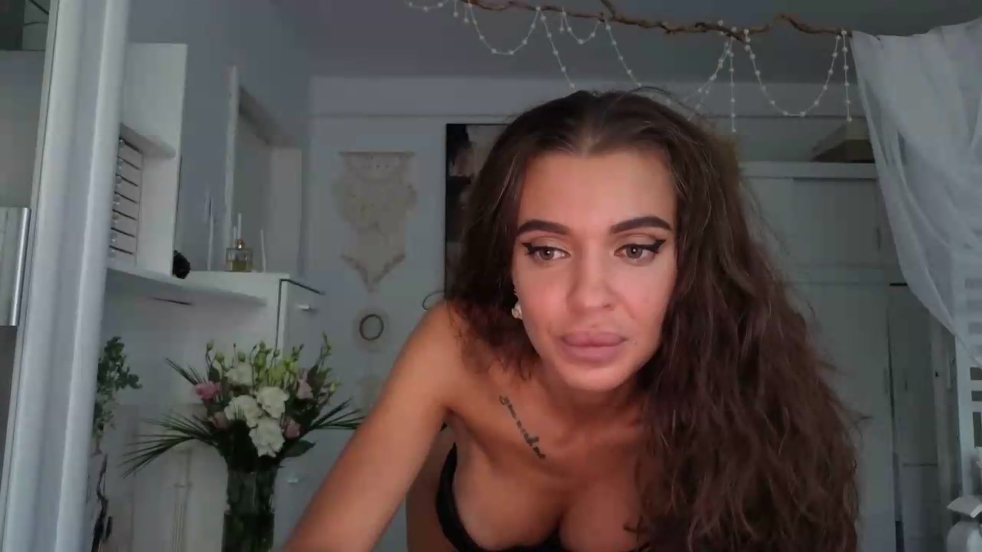 Gallery image thumbnail from Miss_X_'s myfreecams stream on, 08/29/2026, 16:37 image 2 of 20