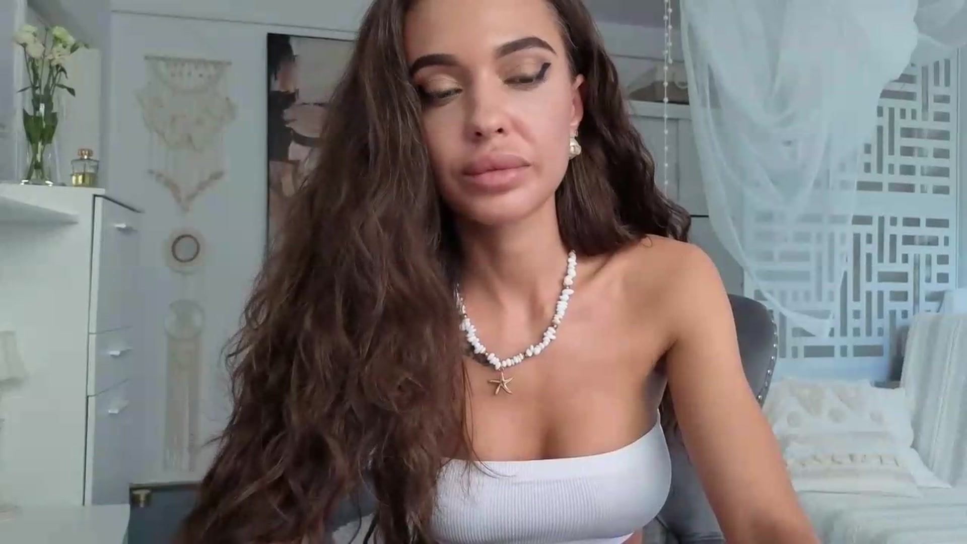 Gallery image thumbnail from Miss_X_'s myfreecams stream on, 09/04/2026, 15:11 image 15 of 20