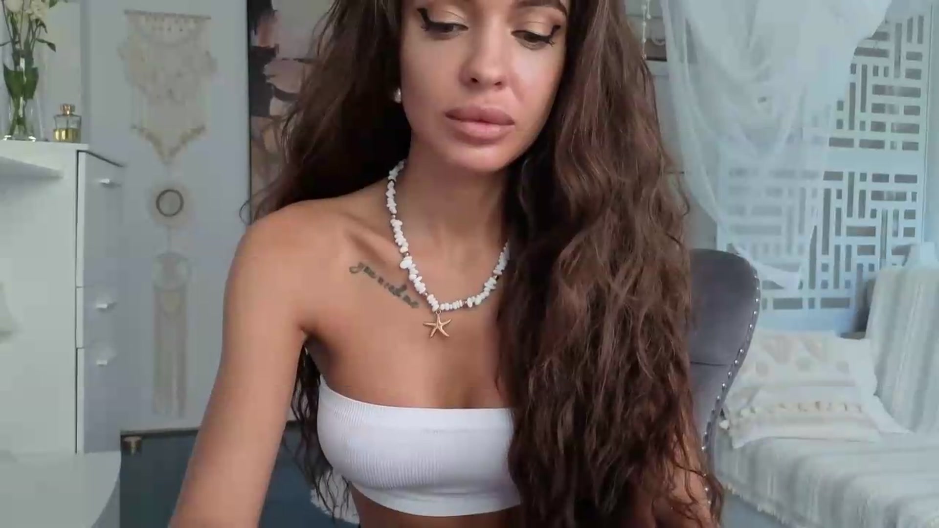 Gallery image thumbnail from Miss_X_'s myfreecams stream on, 09/04/2026, 15:11 image 14 of 20