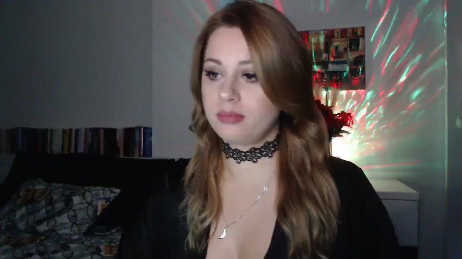 Gallery image thumbnail from Miss_Xmas's myfreecams stream on, 12/13/2023, 23:50 image 10 of 20