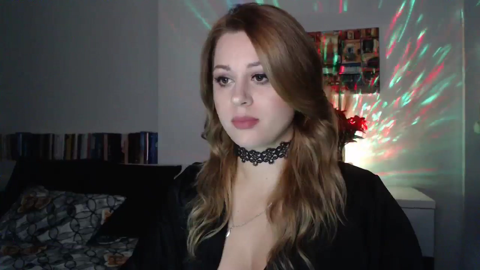 Gallery image thumbnail from Miss_Xmas's myfreecams stream on, 12/13/2023, 23:50 image 2 of 20