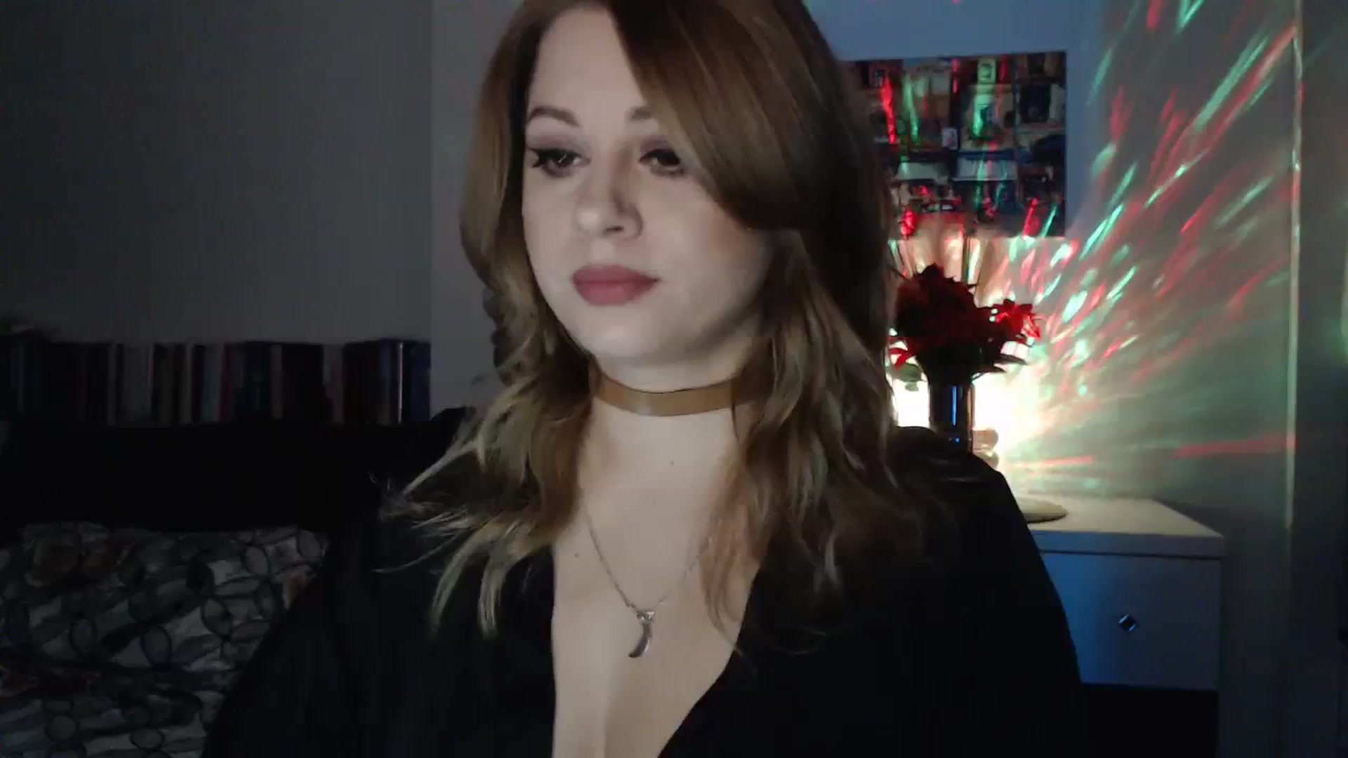 Gallery image thumbnail from Miss_Xmas's myfreecams stream on, 12/24/2023, 23:26 image 8 of 20
