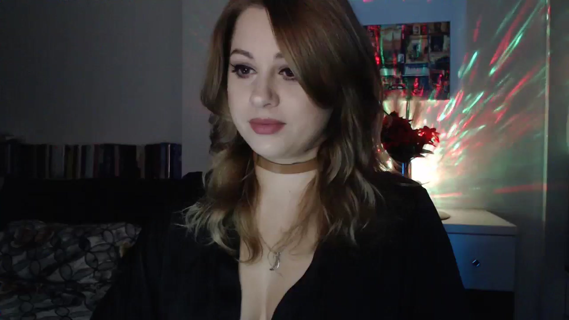 Gallery image thumbnail from Miss_Xmas's myfreecams stream on, 12/24/2023, 23:26 image 5 of 20