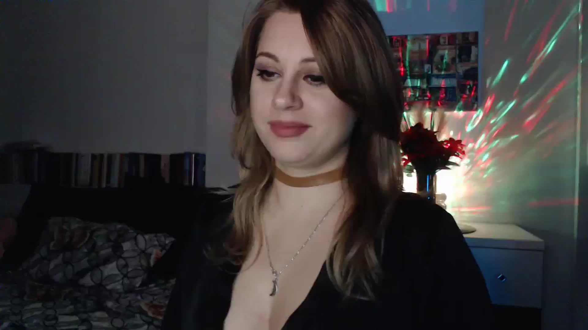 Gallery image thumbnail from Miss_Xmas's myfreecams stream on, 12/27/2023, 01:26 image 2 of 20
