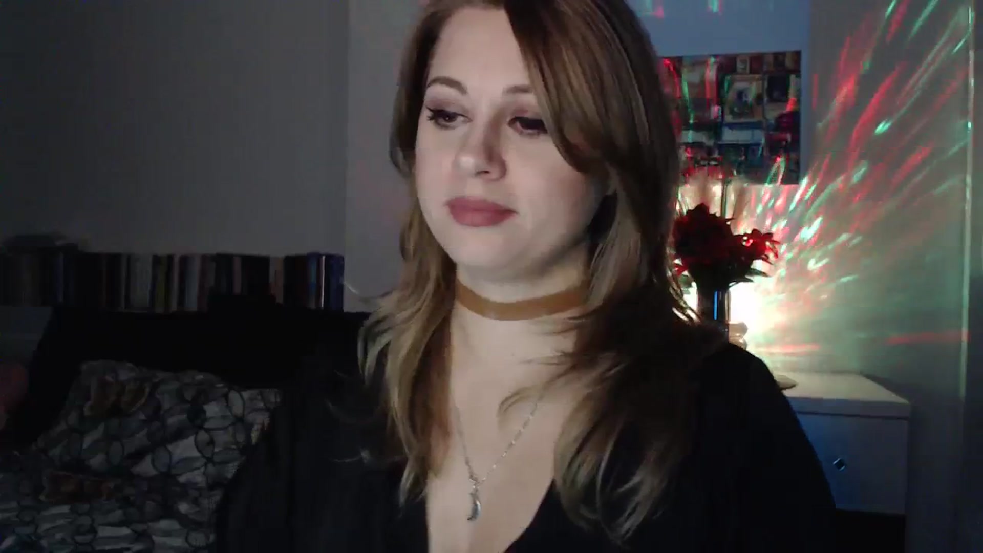 Gallery image thumbnail from Miss_Xmas's myfreecams stream on, 12/27/2023, 01:26 image 7 of 20