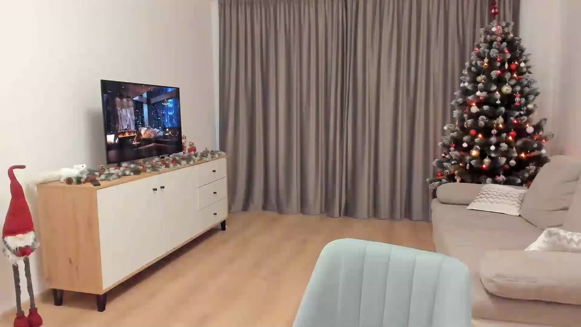 Gallery image thumbnail from Miss__A's myfreecams stream on, 01/08/2023, 07:37 image 7 of 20