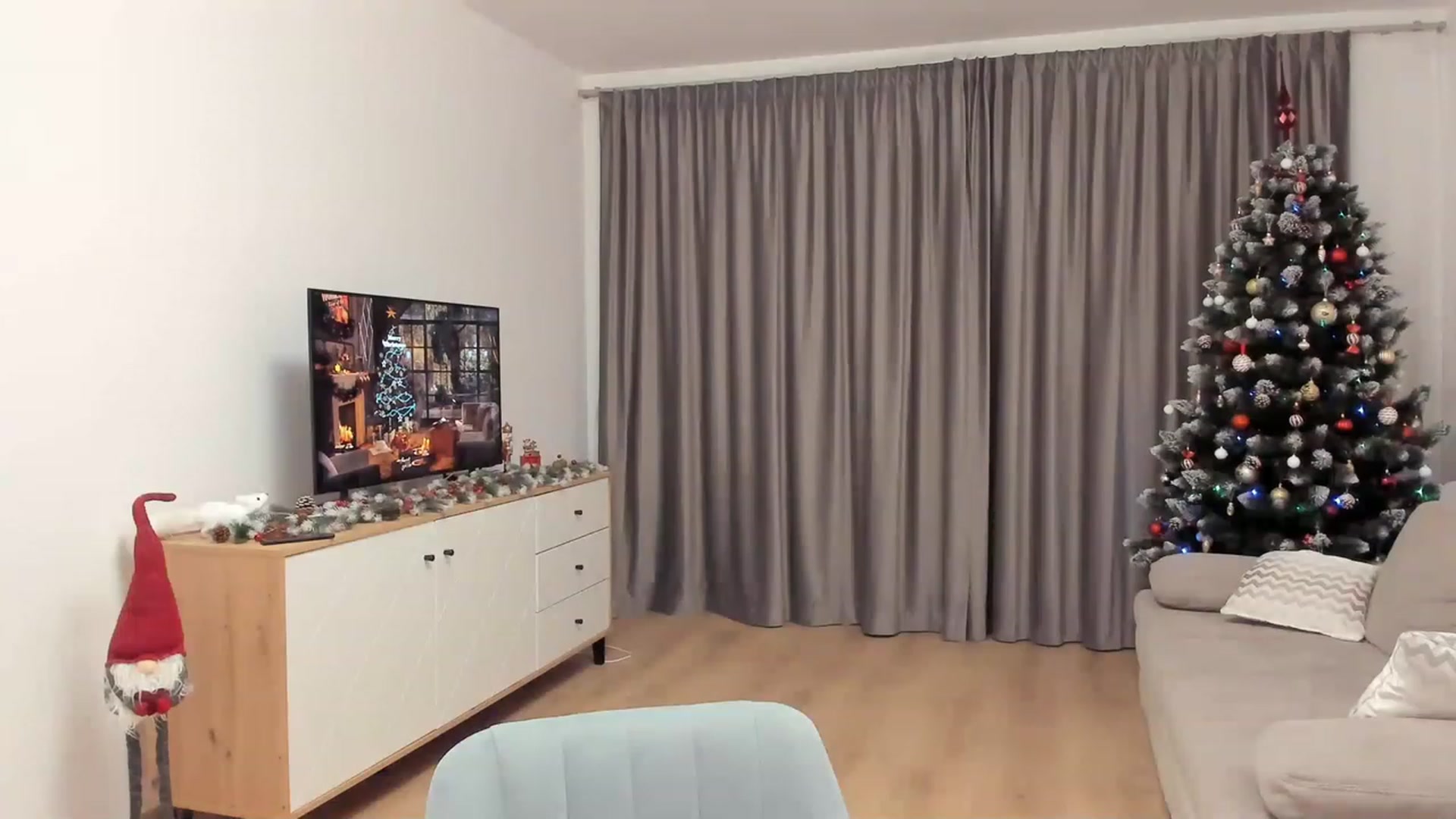 Gallery image thumbnail from Miss__A's myfreecams stream on, 01/09/2023, 06:15 image 7 of 20