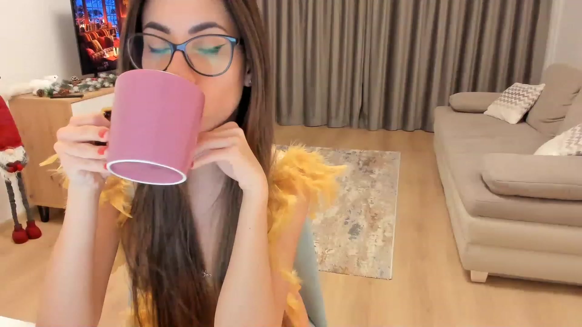Gallery image thumbnail from Miss__A's myfreecams stream on, 01/28/2023, 05:45 image 2 of 20