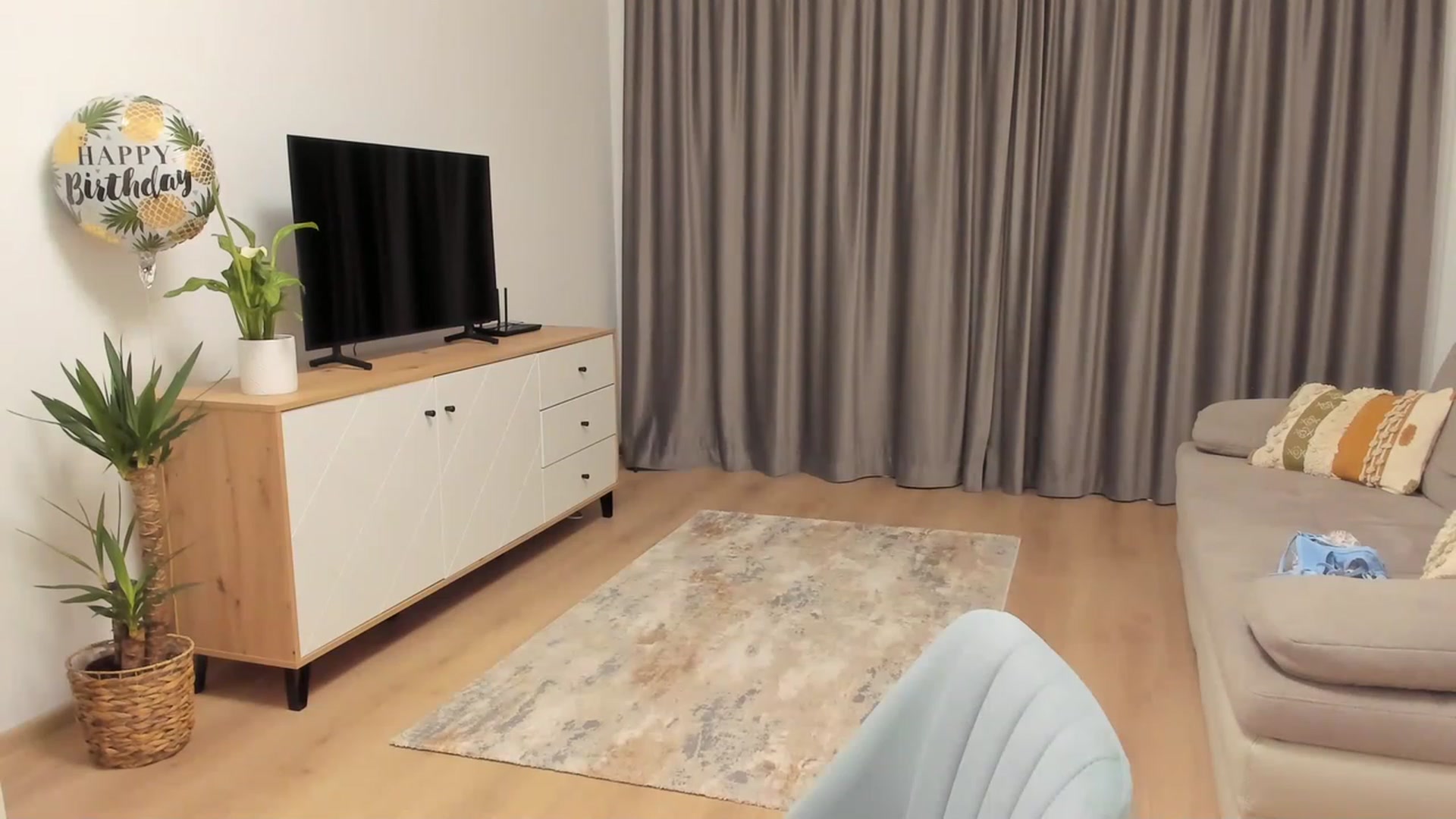 Gallery image thumbnail from Miss__A's myfreecams stream on, 03/25/2023, 02:27 image 10 of 20