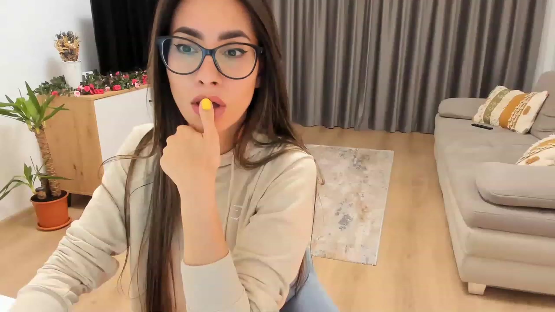 Gallery image thumbnail from Miss__A's myfreecams stream on, 06/06/2023, 22:22 image 4 of 20