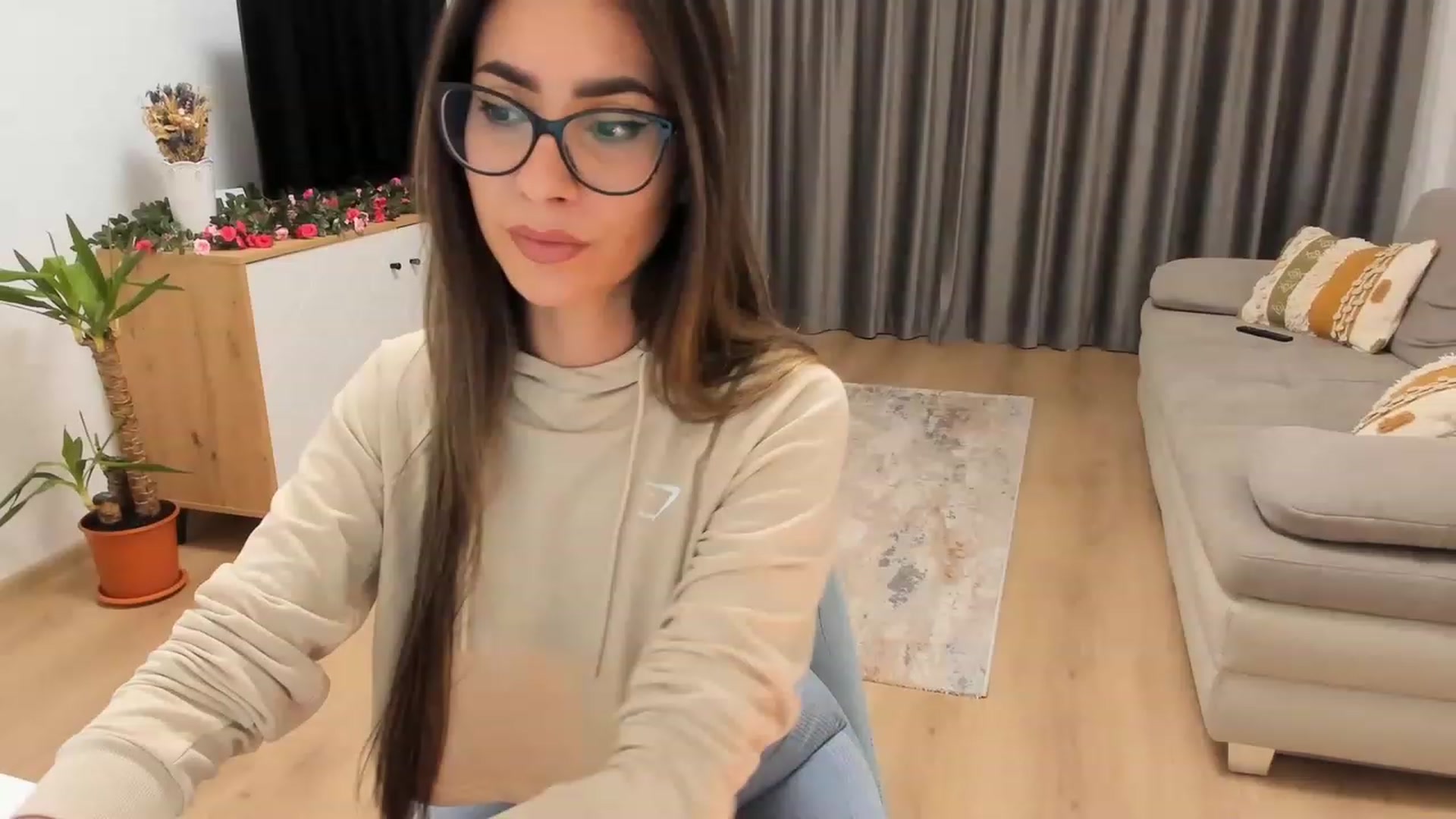 Gallery image thumbnail from Miss__A's myfreecams stream on, 06/06/2023, 22:22 image 1 of 20
