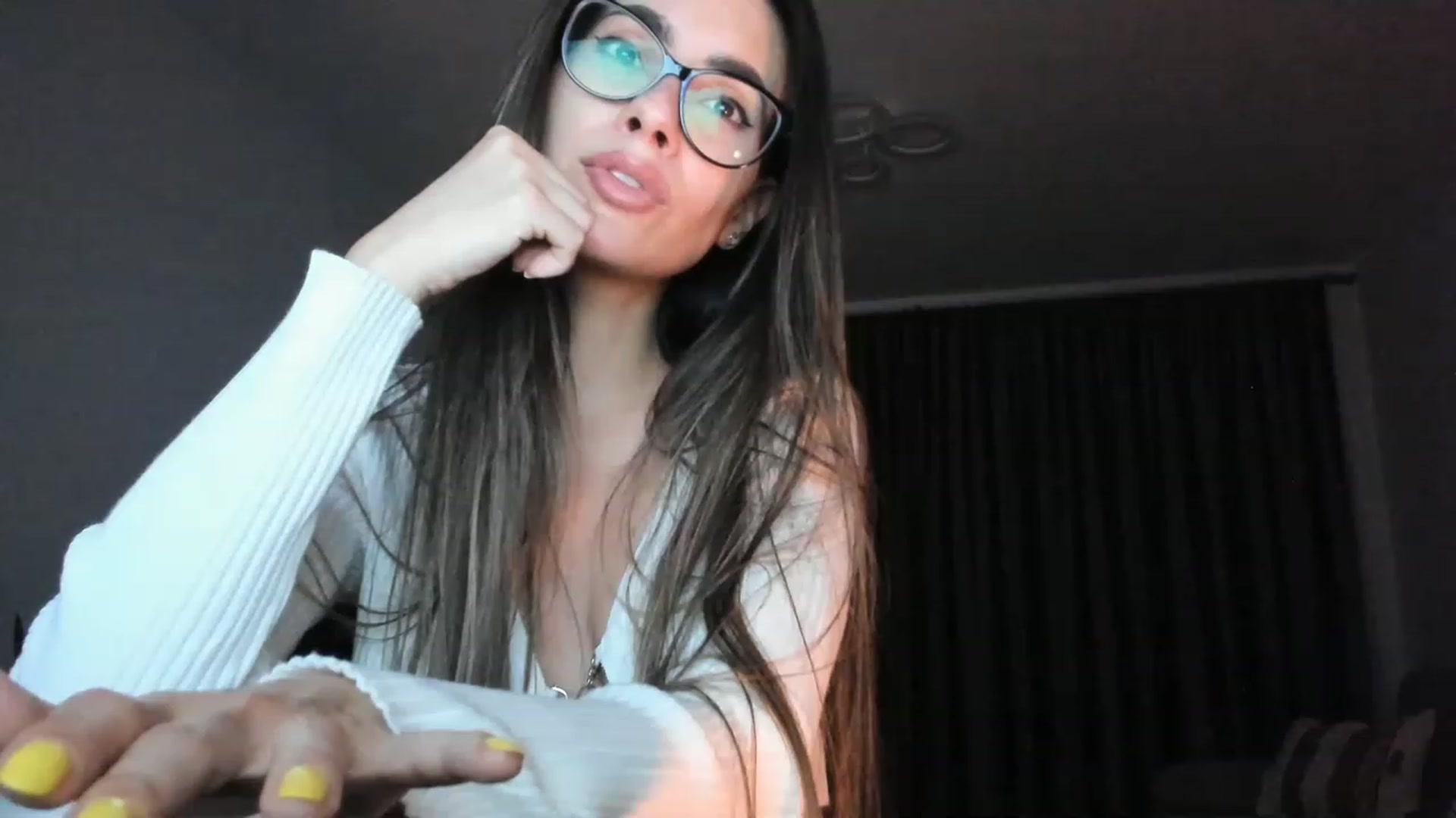 Gallery image thumbnail from Miss__A's myfreecams stream on, 06/07/2023, 24:07 image 13 of 20