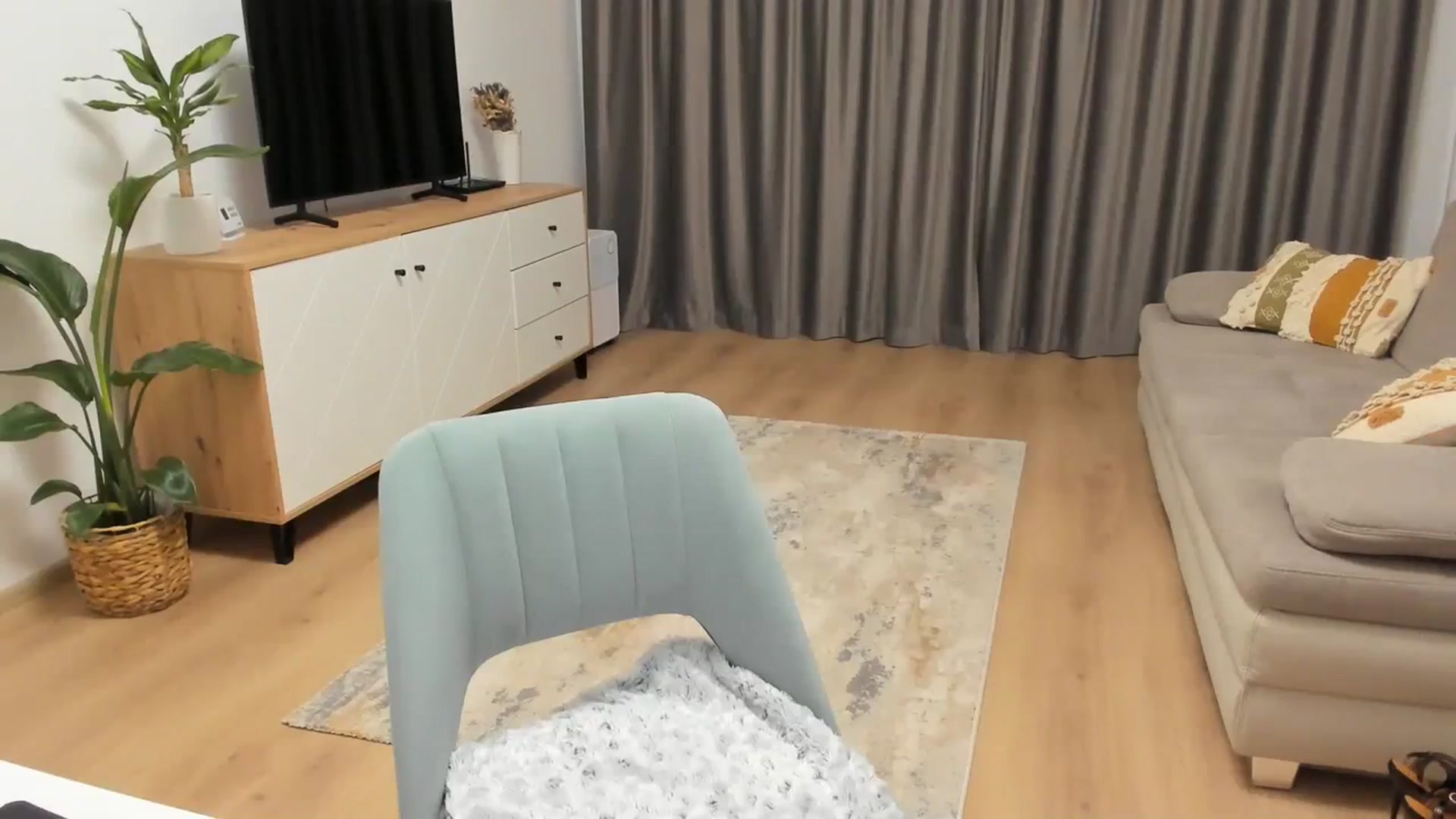 Gallery image thumbnail from Miss__A's myfreecams stream on, 08/24/2023, 03:03 image 12 of 20