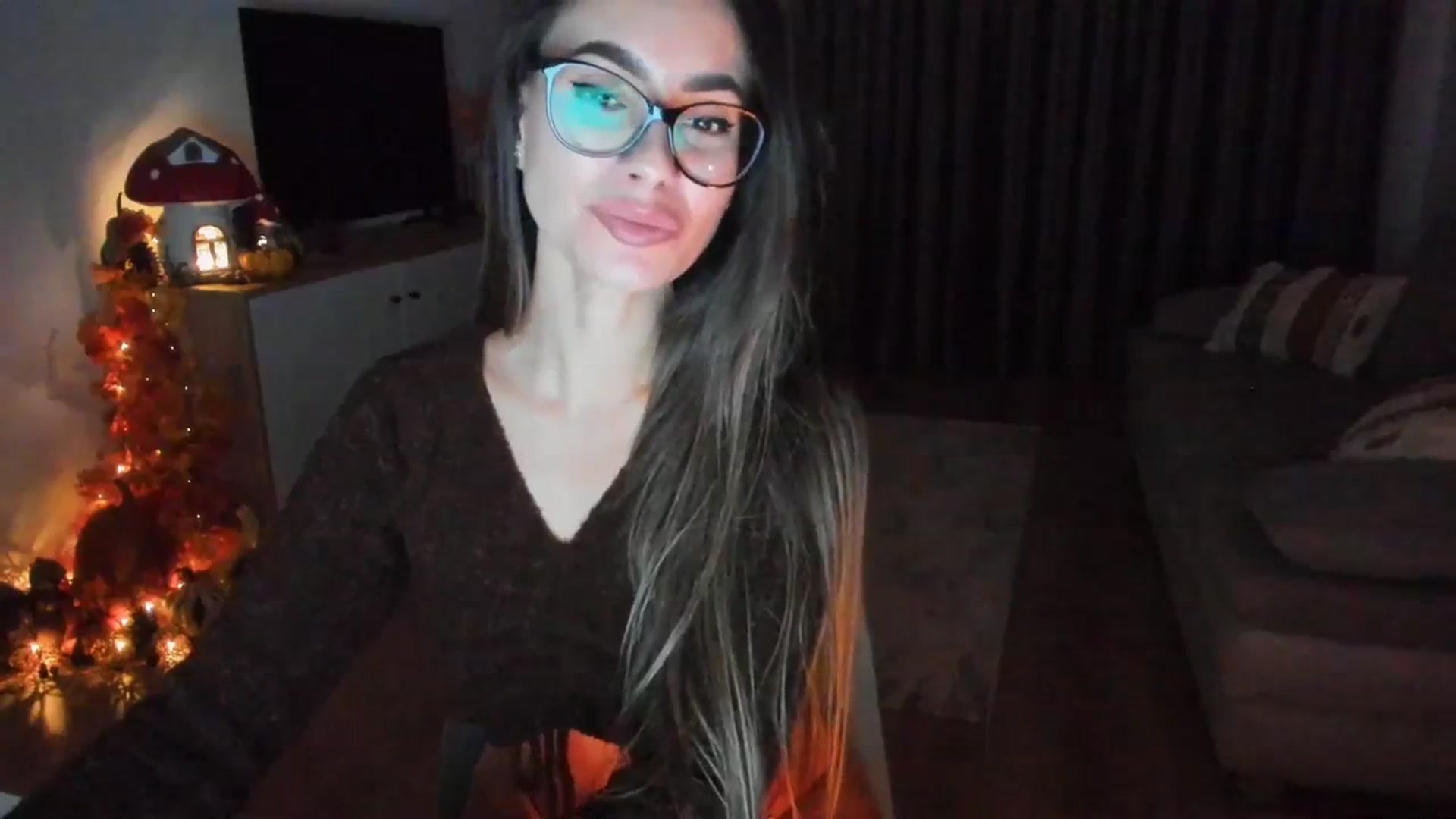 Gallery image thumbnail from Miss__A's myfreecams stream on, 10/14/2023, 02:21 image 10 of 20
