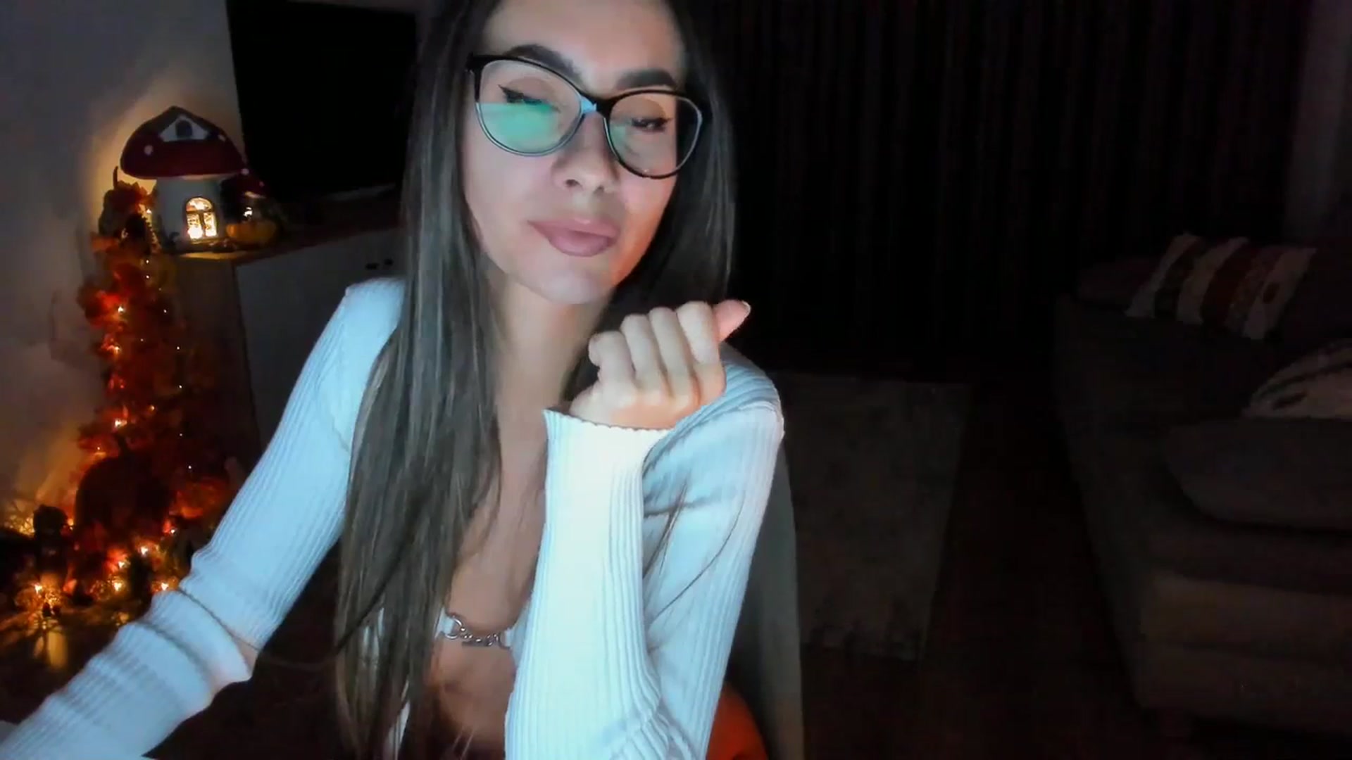 Gallery image thumbnail from Miss__A's myfreecams stream on, 10/14/2023, 02:59 image 9 of 20