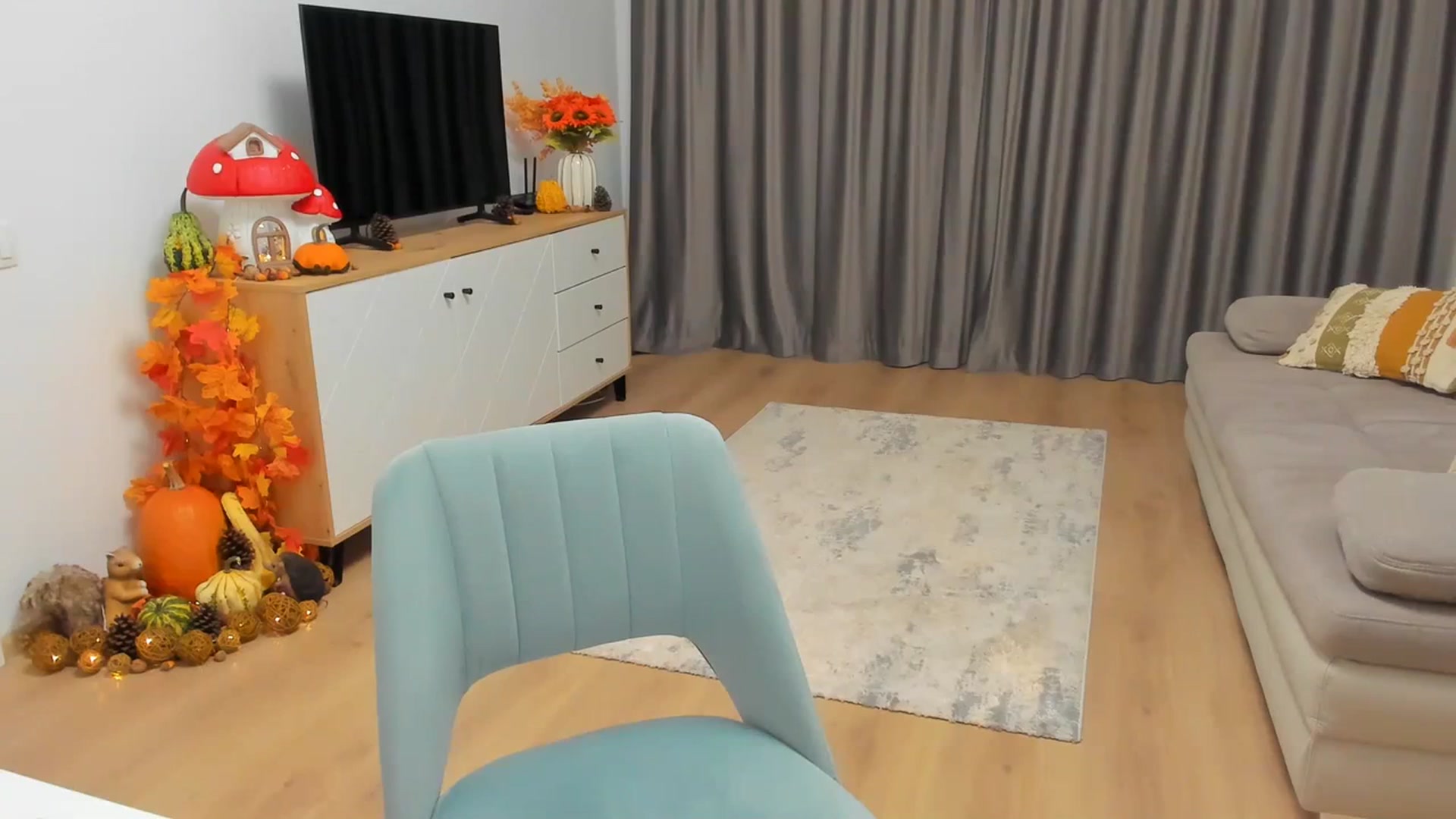 Gallery image thumbnail from Miss__A's myfreecams stream on, 10/28/2023, 03:58 image 11 of 20