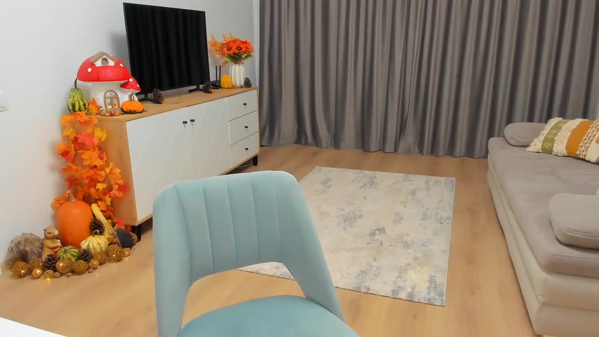 Gallery image thumbnail from Miss__A's myfreecams stream on, 10/28/2023, 03:58 image 12 of 20