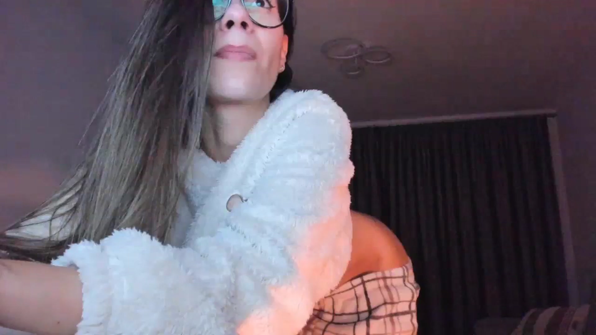 Gallery image thumbnail from Miss__A's myfreecams stream on, 11/26/2023, 05:41 image 12 of 20