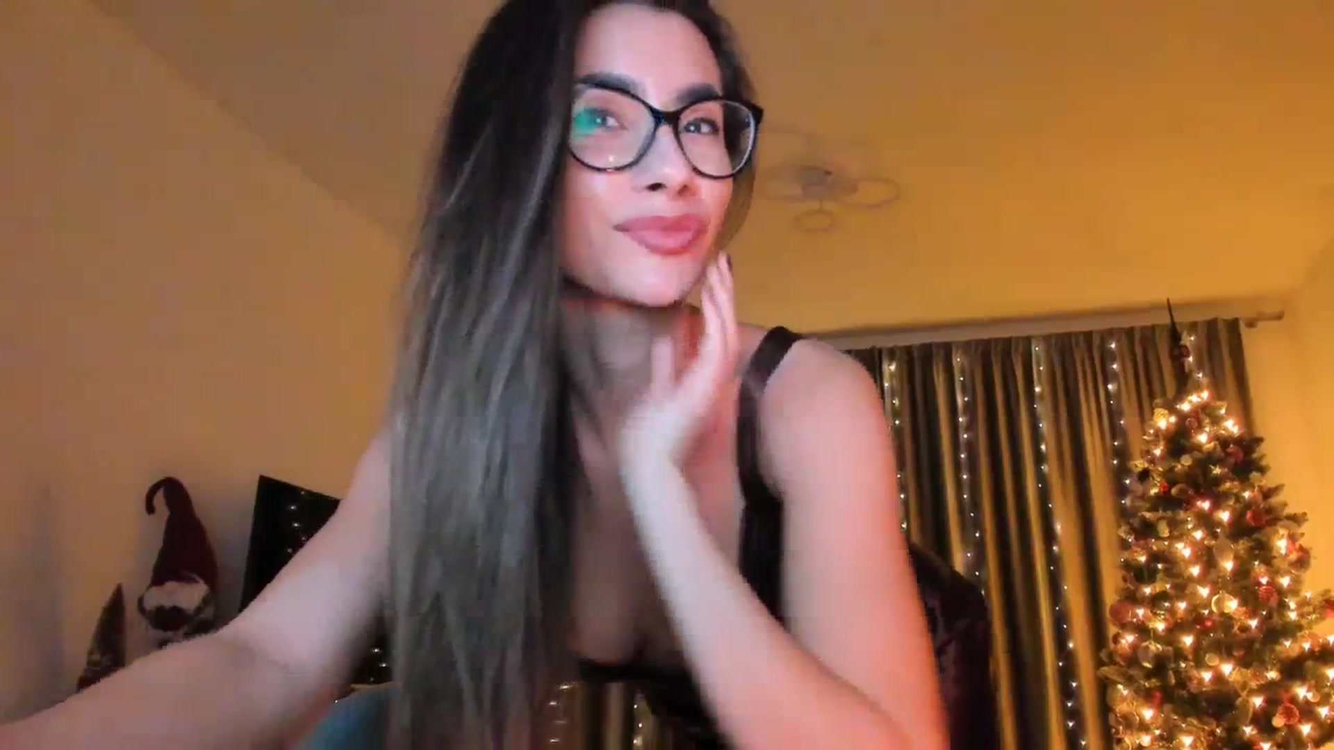 Gallery image thumbnail from Miss__A's myfreecams stream on, 12/31/2023, 02:31 image 7 of 20