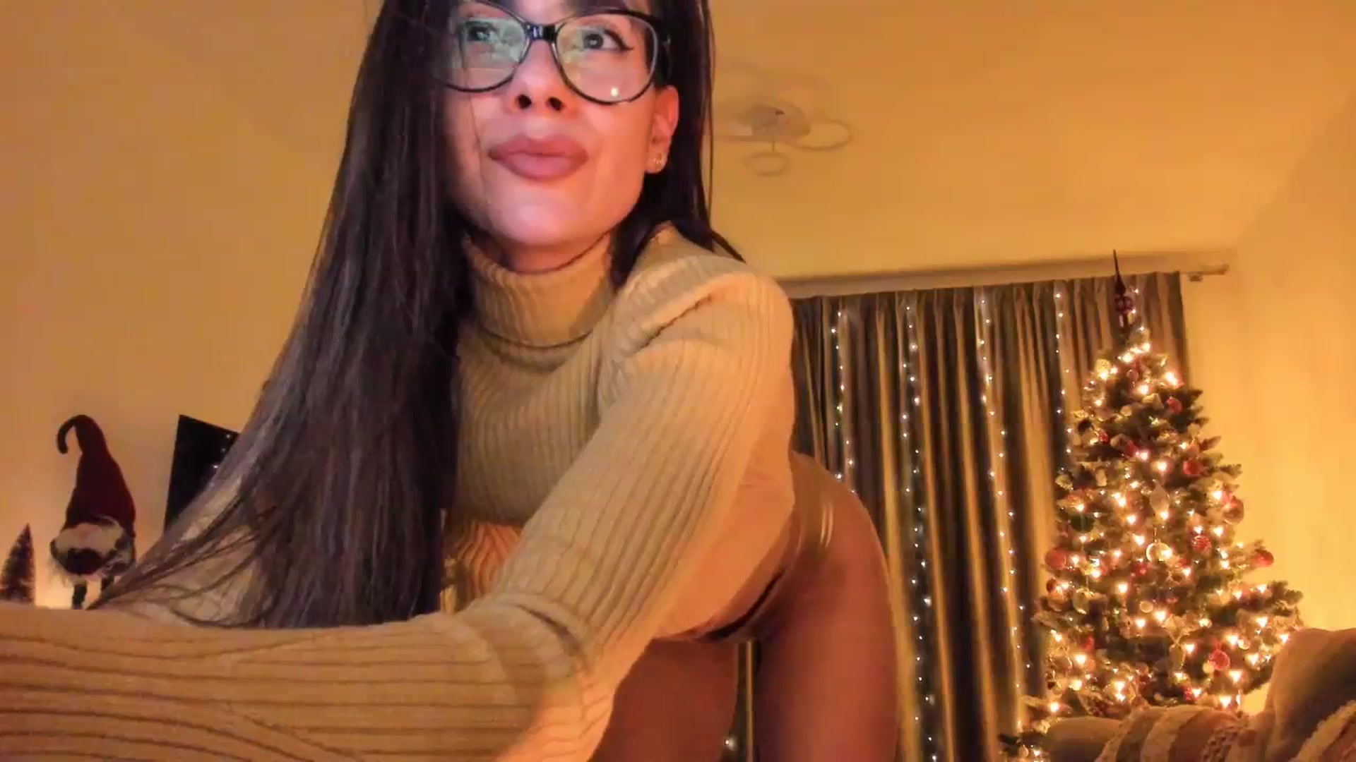 Gallery image thumbnail from Miss__A's myfreecams stream on, 01/06/2024, 04:48 image 5 of 20