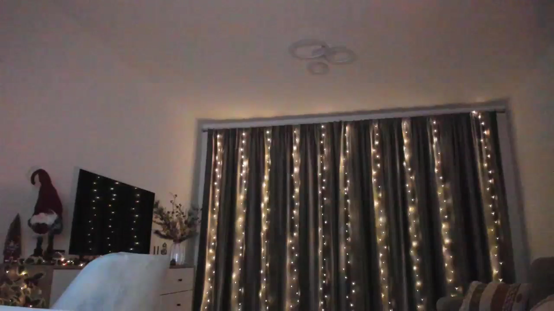 Gallery image thumbnail from Miss__A's myfreecams stream on, 01/20/2024, 04:53 image 14 of 20