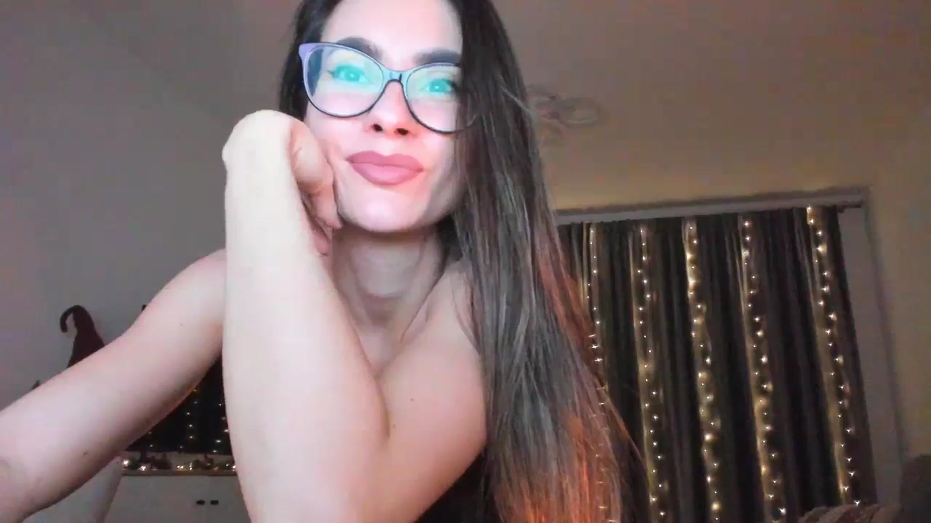 Gallery image thumbnail from Miss__A's myfreecams stream on, 01/27/2024, 24:58 image 8 of 20