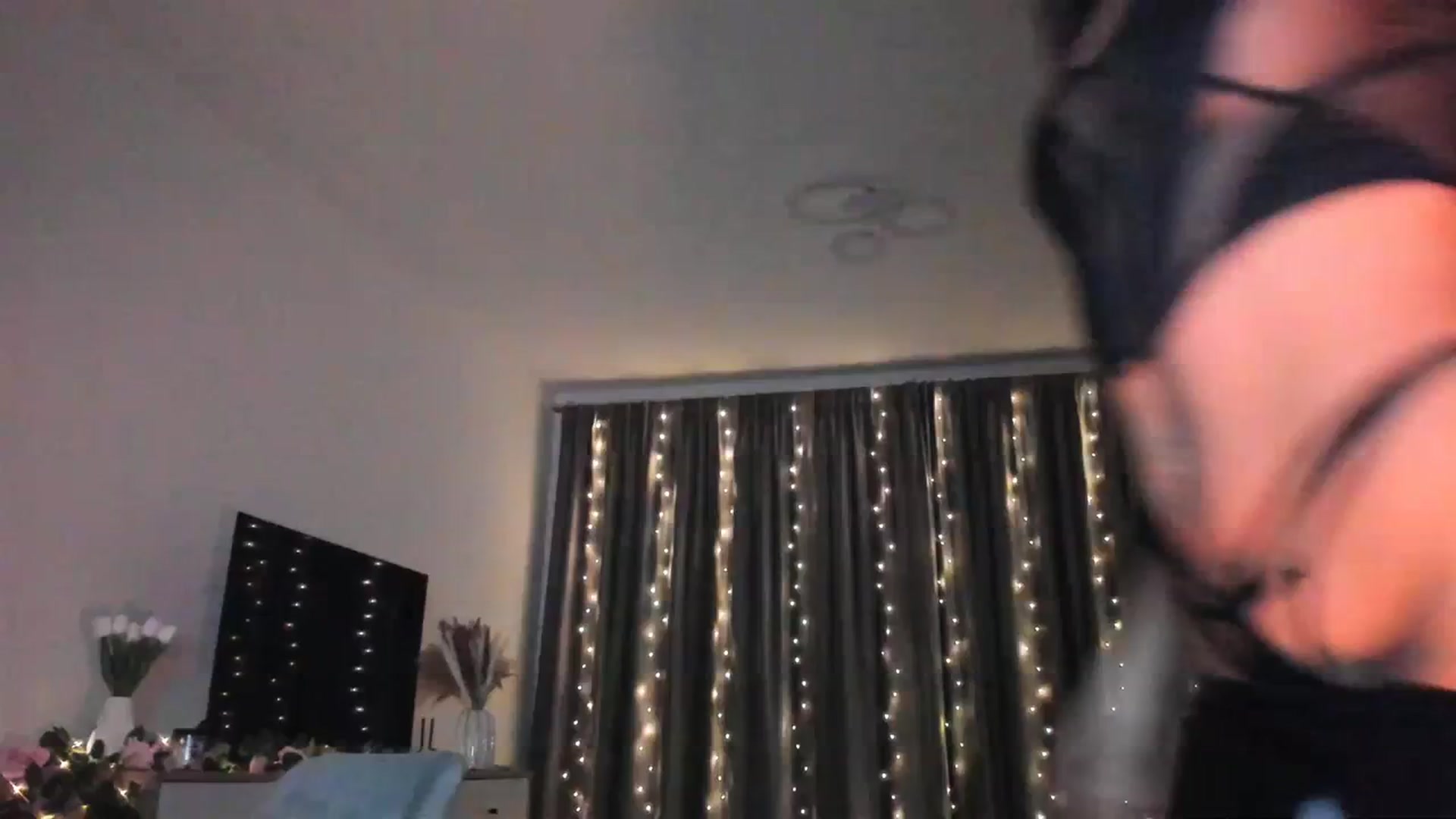 Gallery image thumbnail from Miss__A's myfreecams stream on, 02/26/2024, 04:30 image 1 of 20