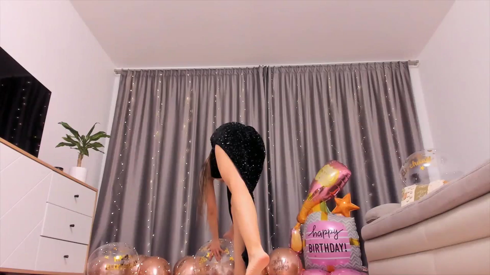 Gallery image thumbnail from Miss__A's myfreecams stream on, 03/16/2024, 03:15 image 5 of 20
